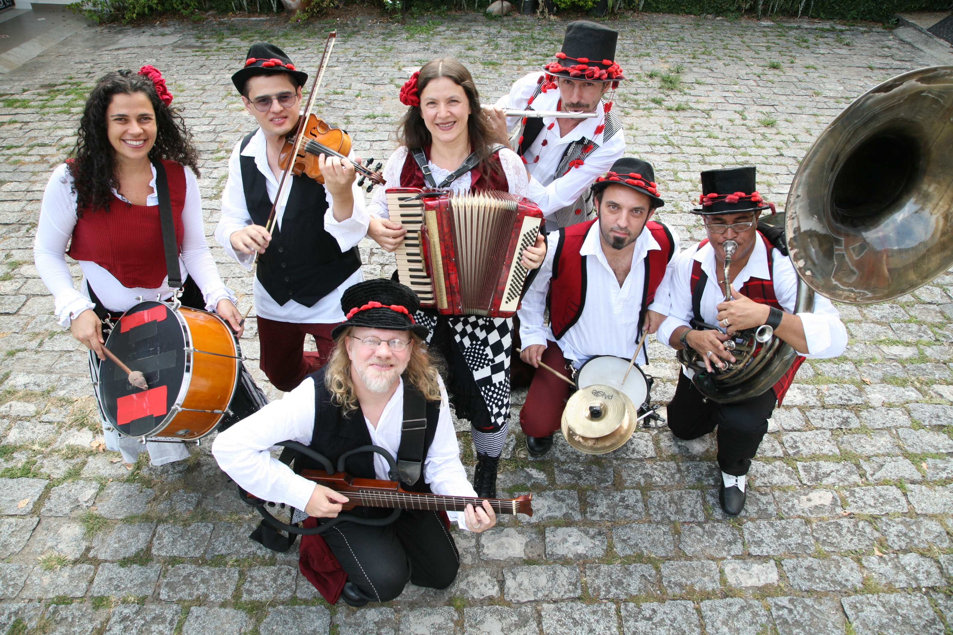 Pequena Orquestra Interativa se apresenta em Bertioga dia 20