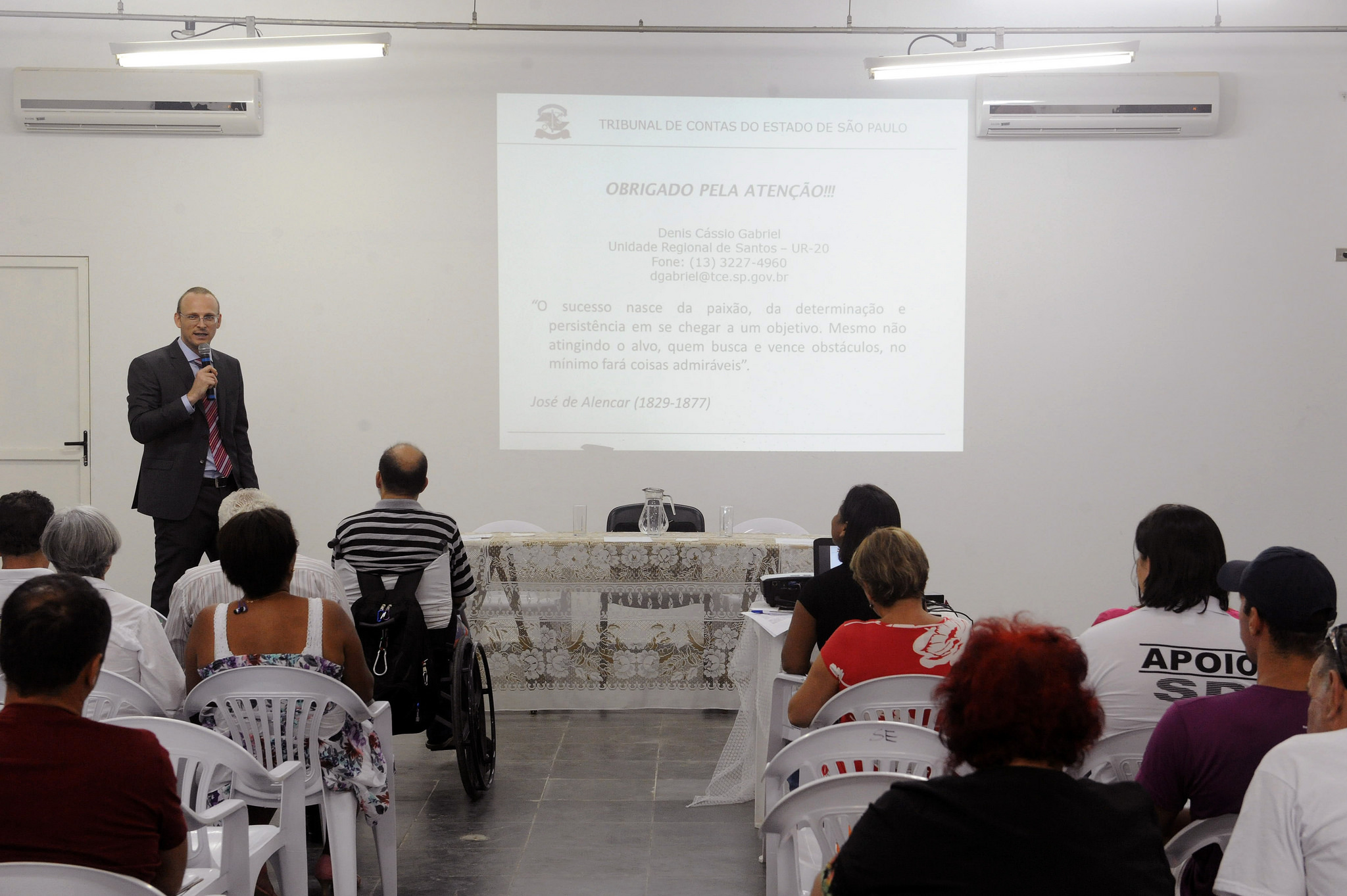 Seminário de Políticas Públicas atrai público de cerca de 100 pessoas