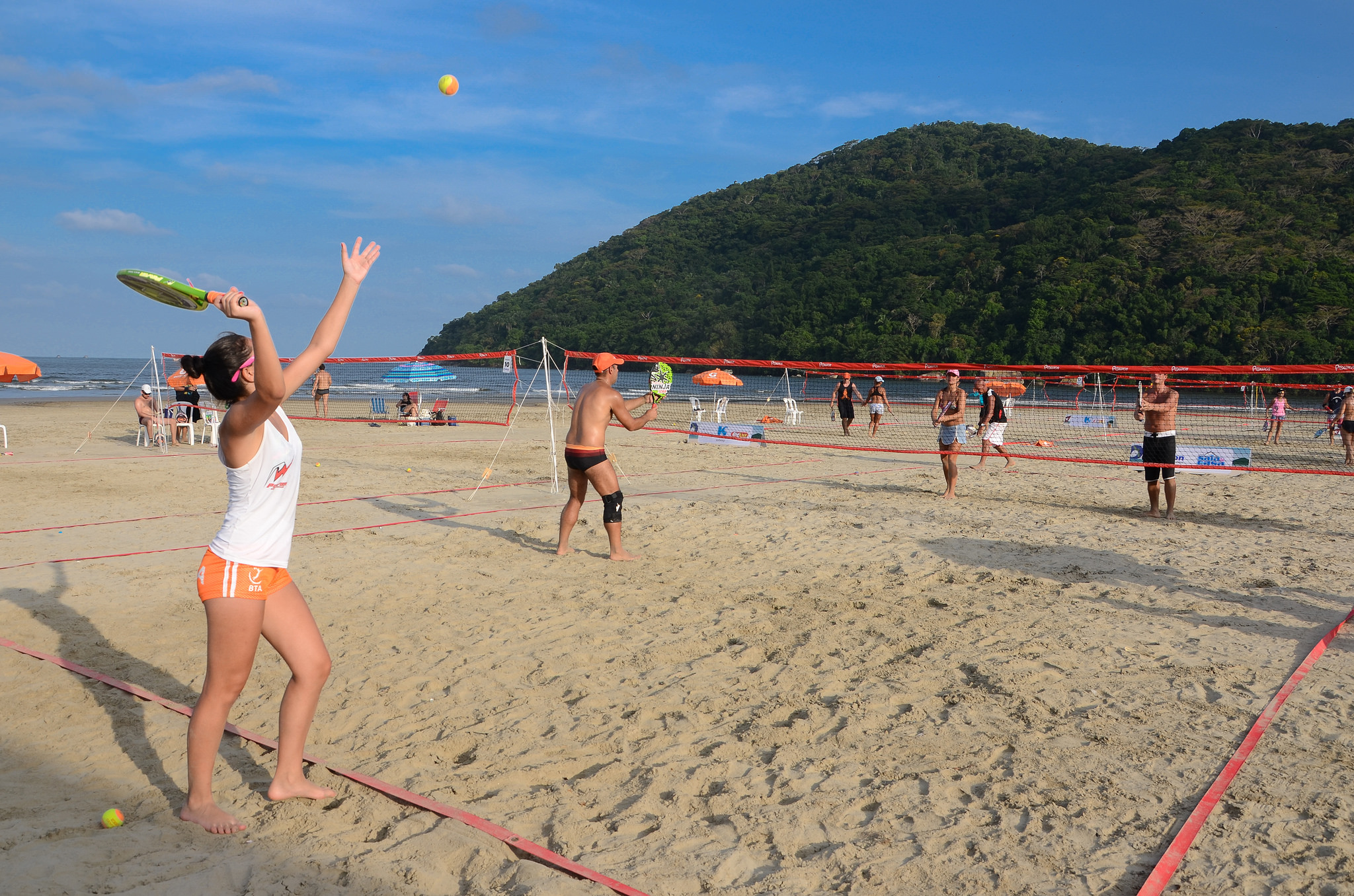 Bertioga Open de Beach Tennis atrai mais de 140 atletas