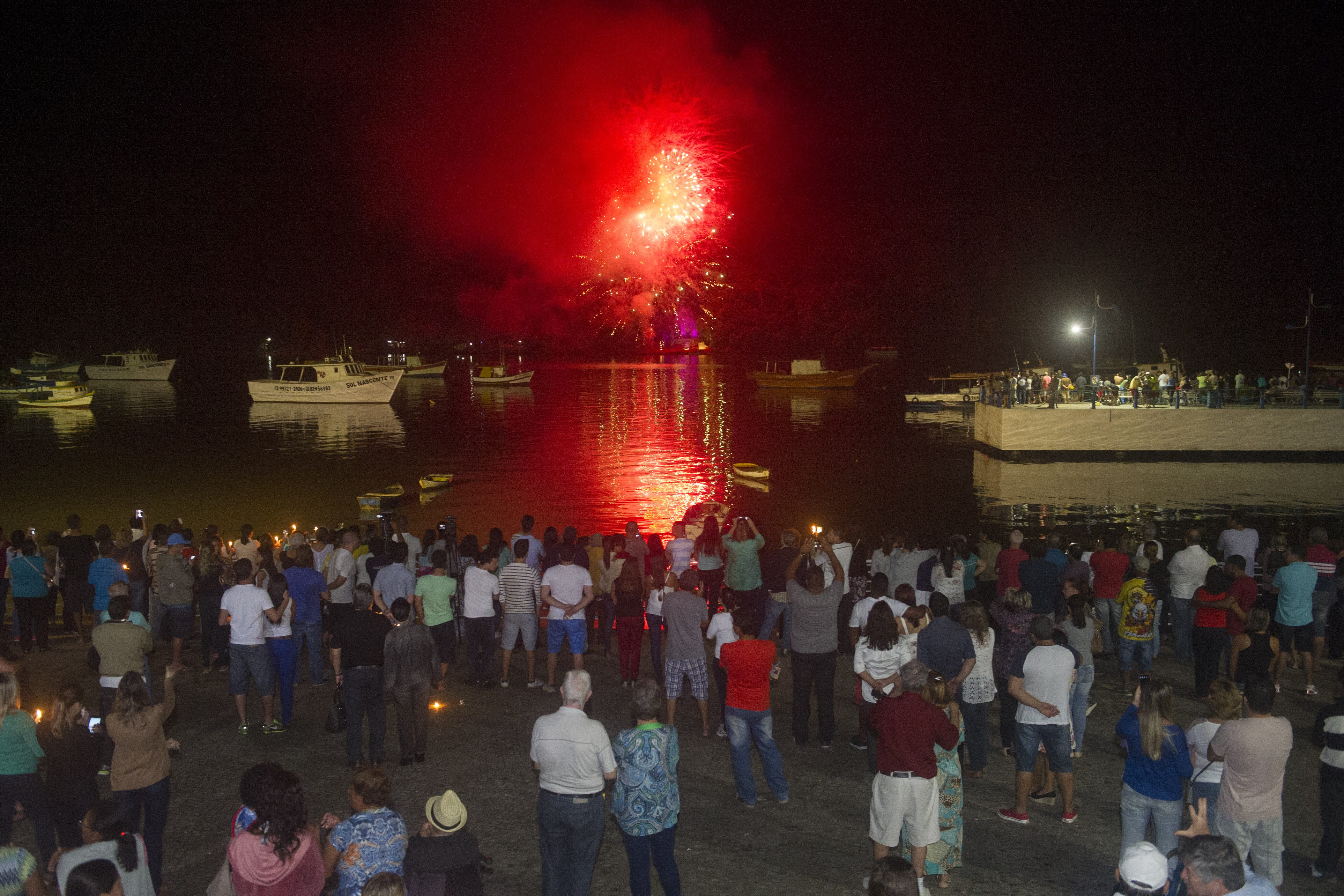 ‘Milagre das Luzes’ emociona o público durante a ‘Celebração a São José de Anchieta’