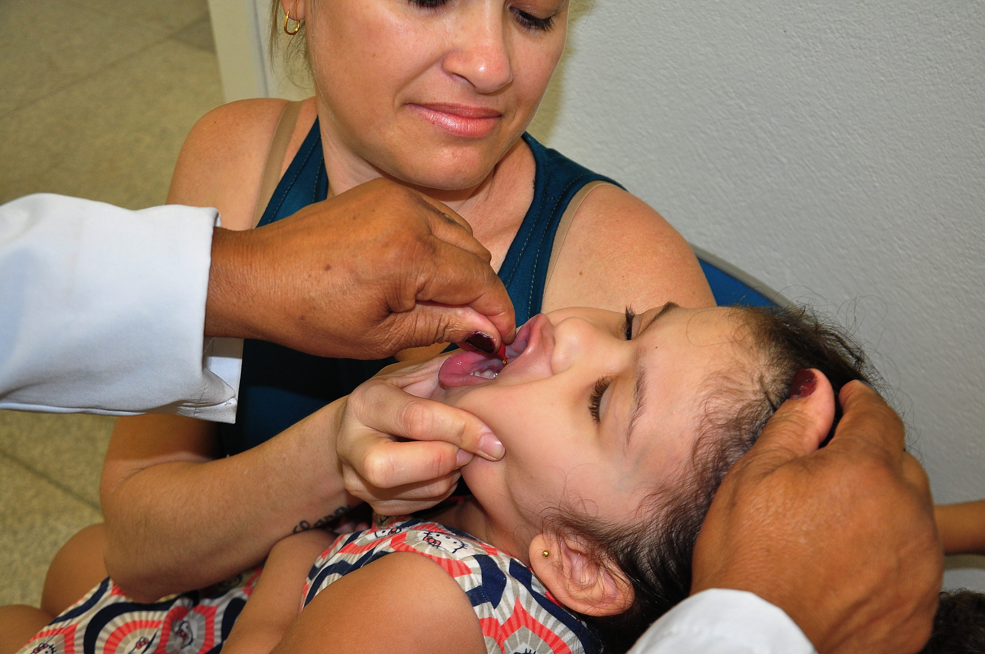 Campanha contra a poliomielite vacina 59,38% do público alvo
