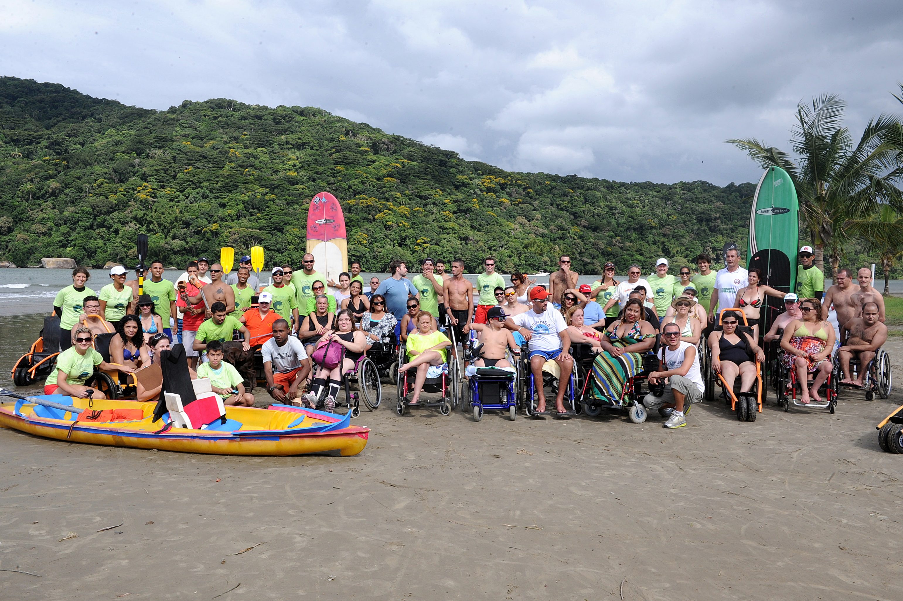 ‘Onda BGF Praia Acessível’ vai reunir 350 pessoas na Enseada no sábado (07)