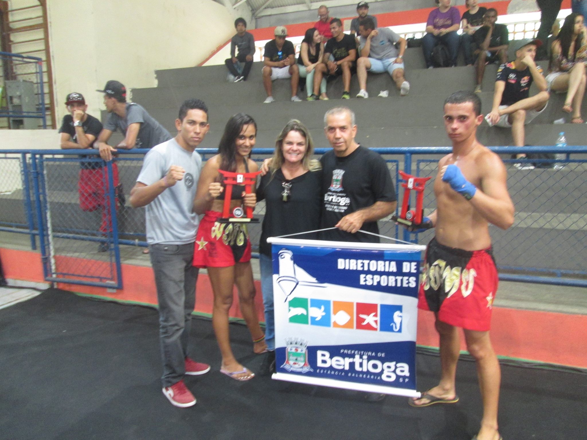 Jayne Damasceno vence por nocaute, no Arena Brasil de Muay Thai