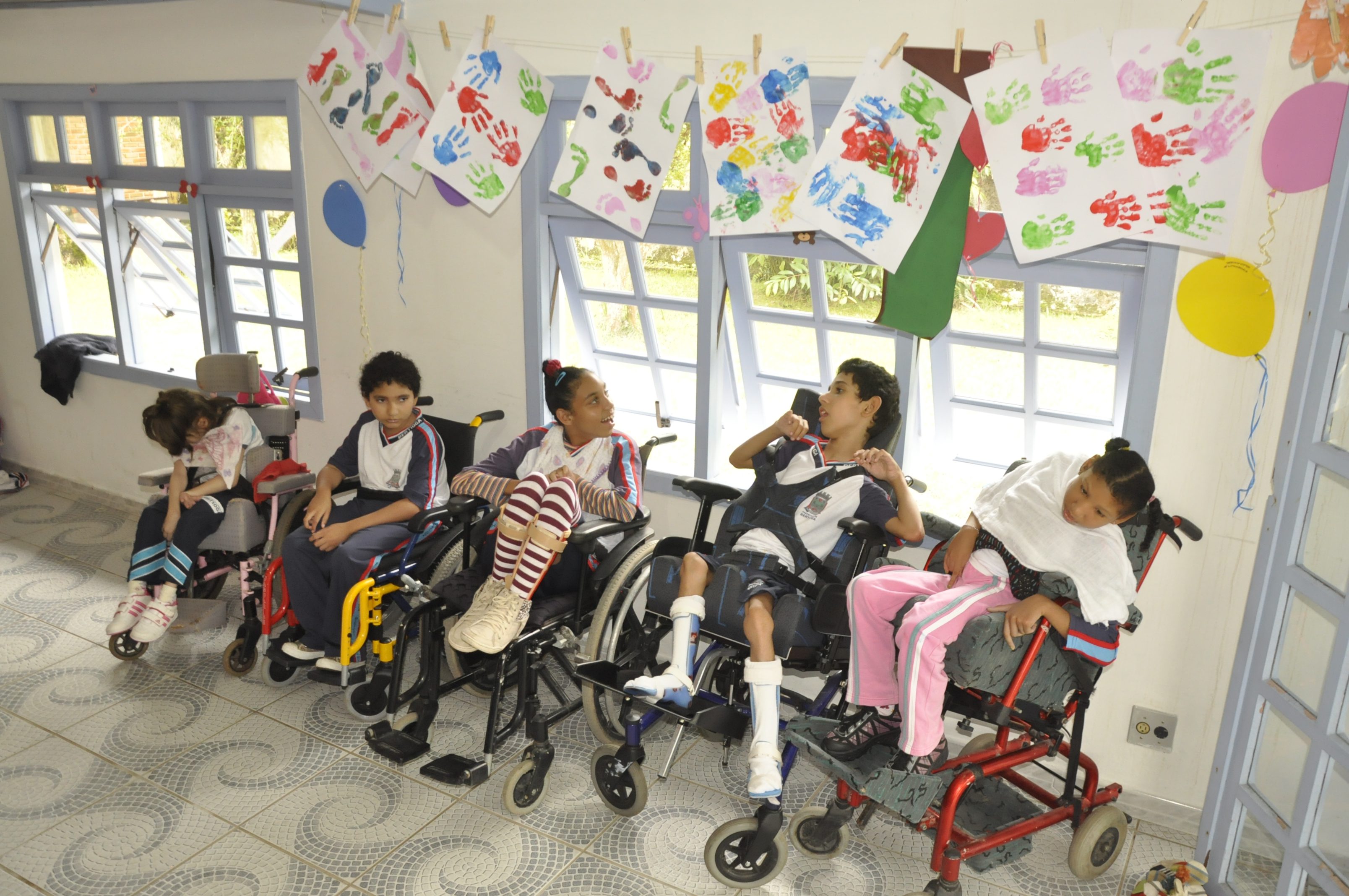 Profissionais da Prefeitura de Jaguariúna conhecem o Centro de Educação Especializado