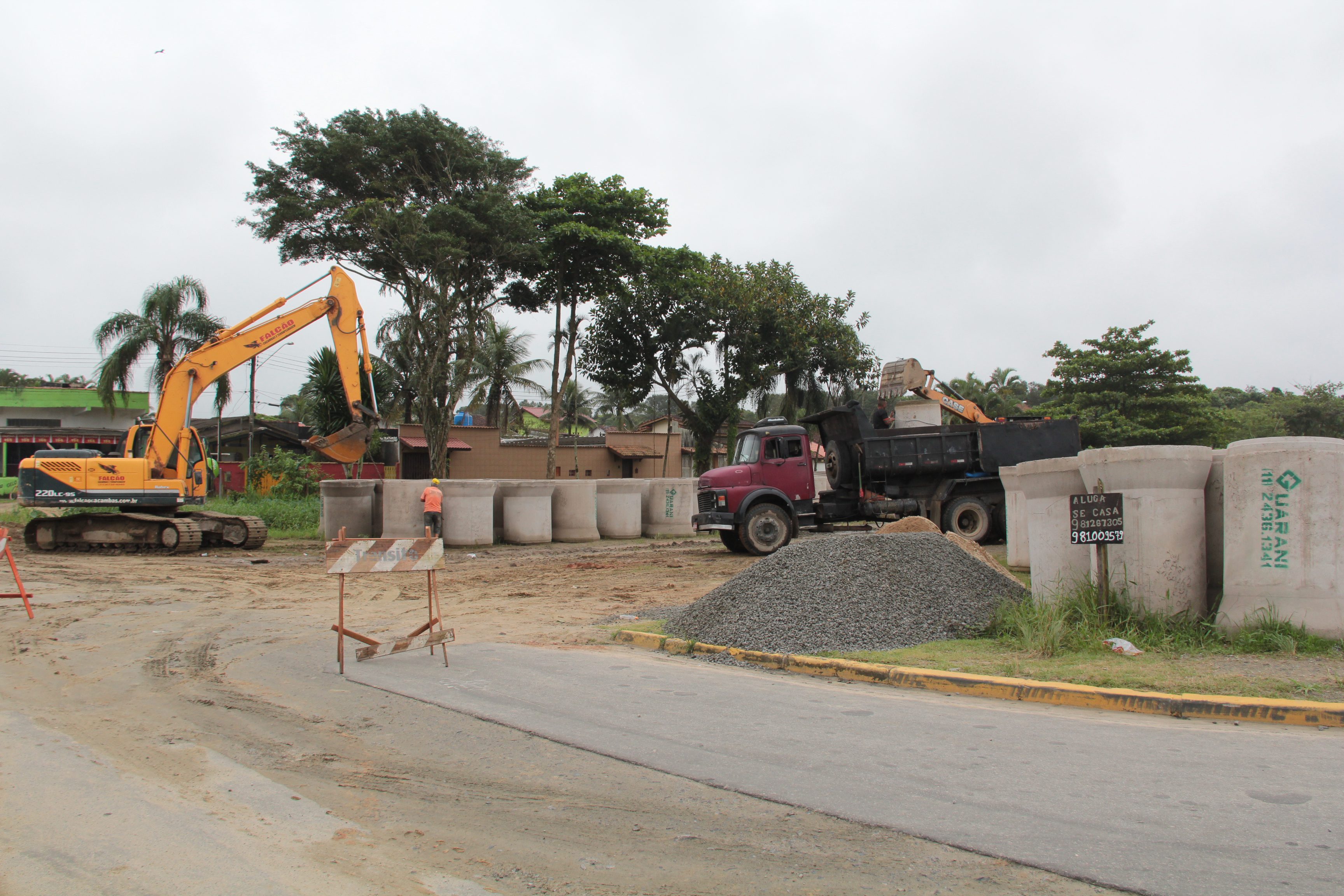 Prefeitura inicia obra de drenagem da Rua Nicolau Miguel Obeid, na Vista Linda