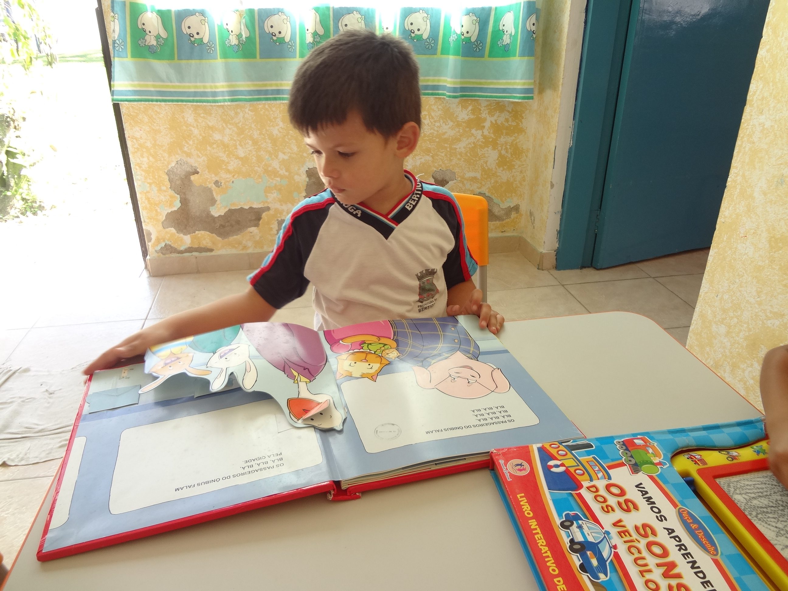 Escolas fazem apresentação do Projeto de Leitura