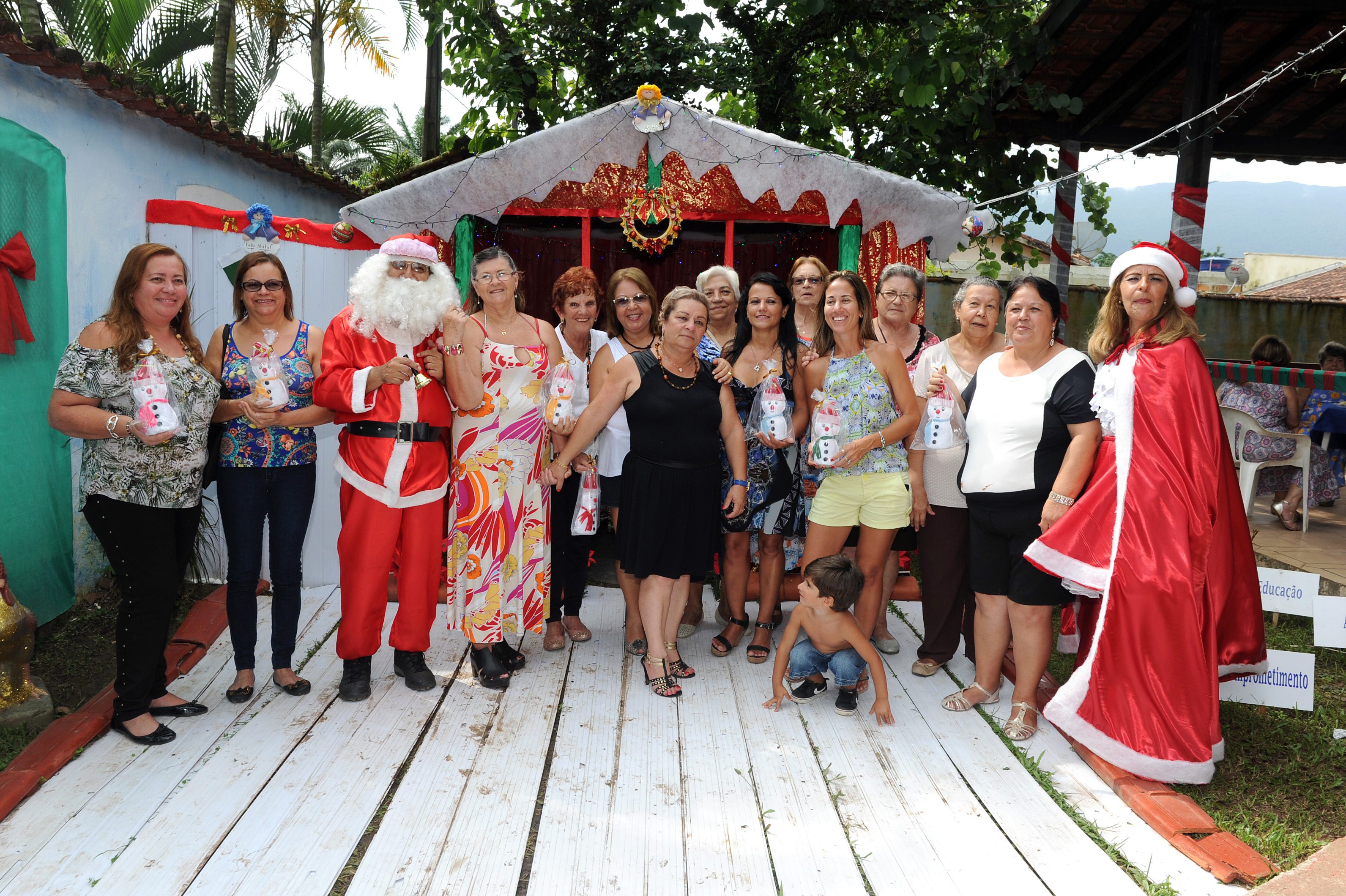 Centro de Convivência Zeferino Orlandini comemora aniversariantes do mês