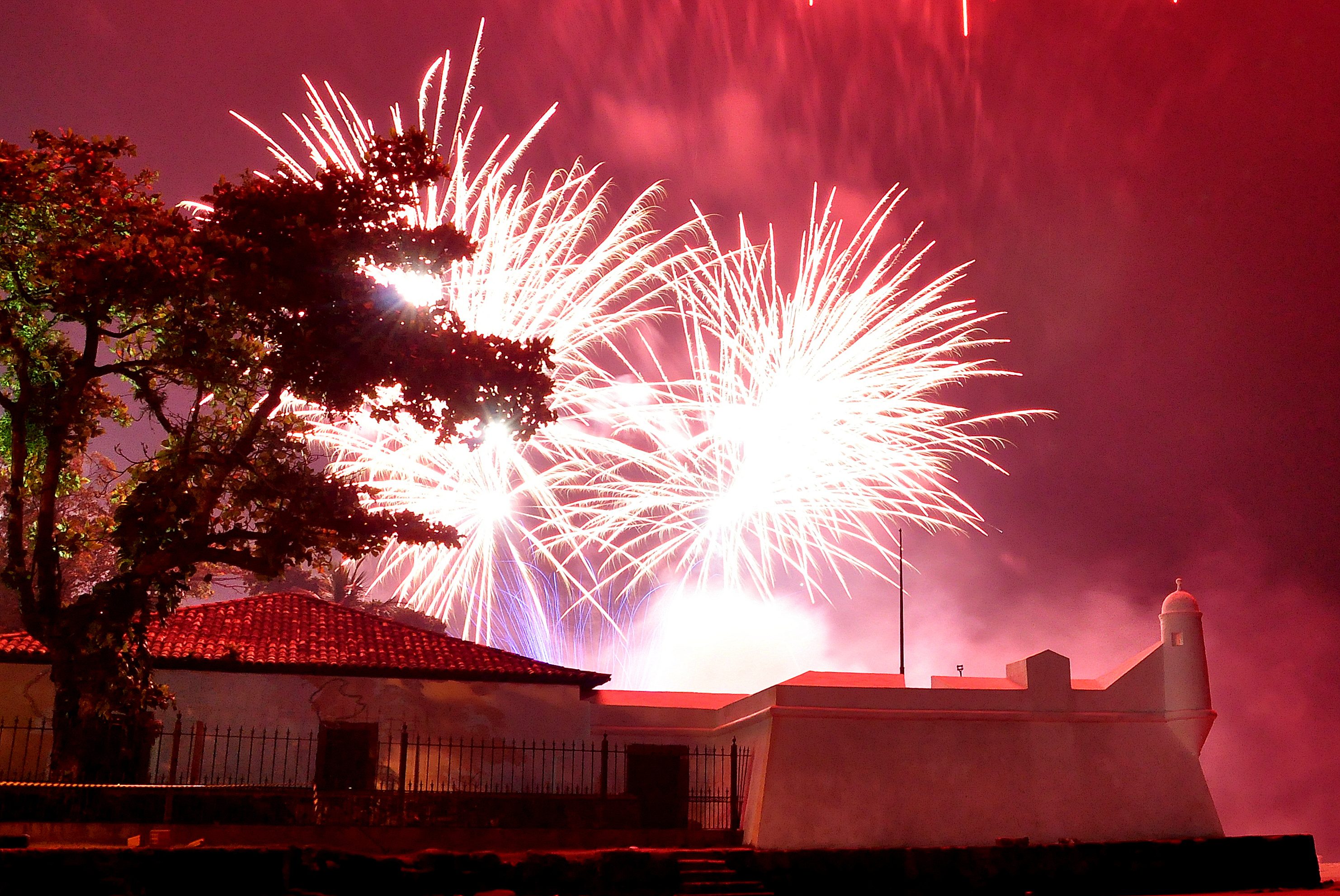 Réveillon terá shows e a tradicional queima de fogos