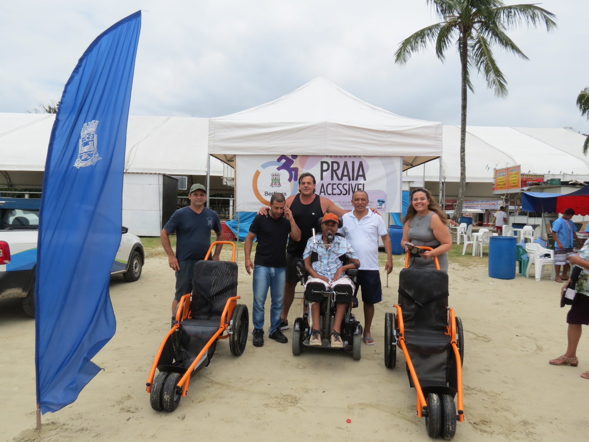 Praia Acessível recebe visita do secretário-adjunto da Pessoa com Deficiência
