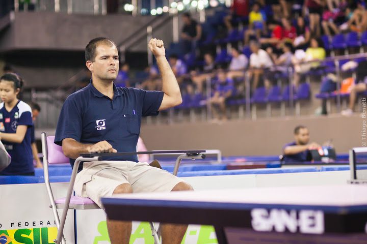 Professor do Município torna-se árbitro internacional de tênis de mesa