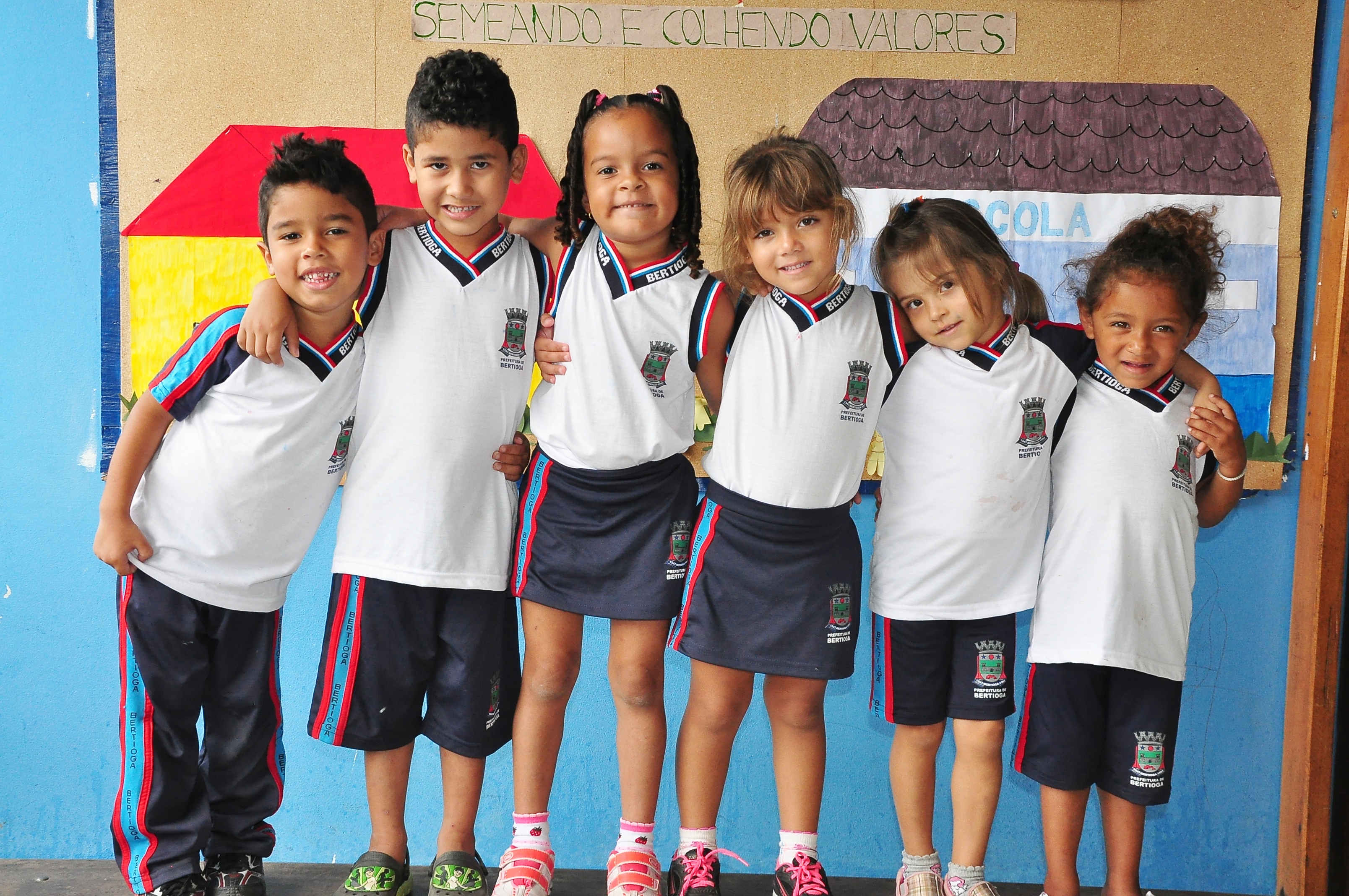 Educação estabelece novas regras para distribuição de uniformes