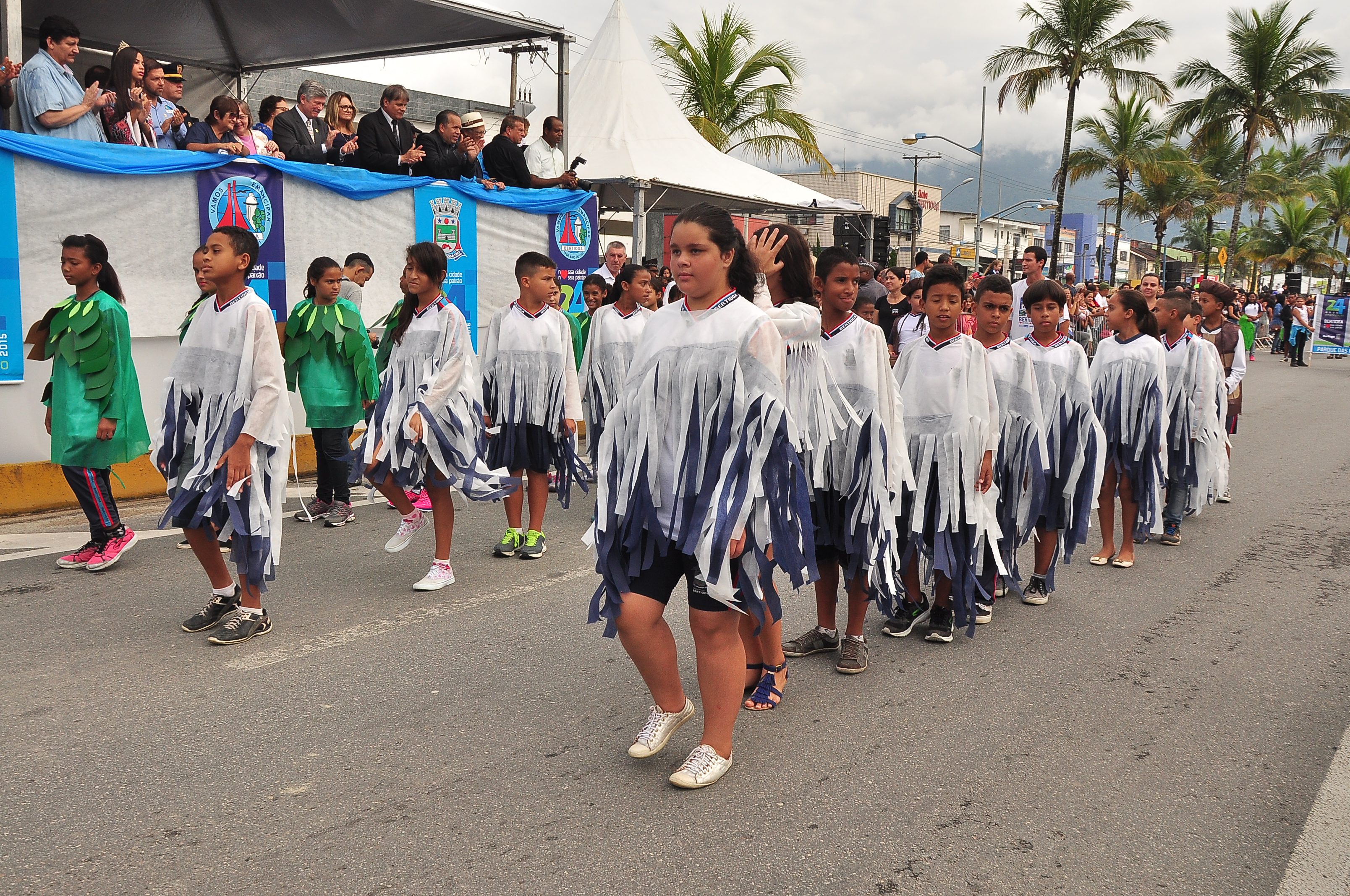 Entidades podem participar do desfile de aniversário da Cidade