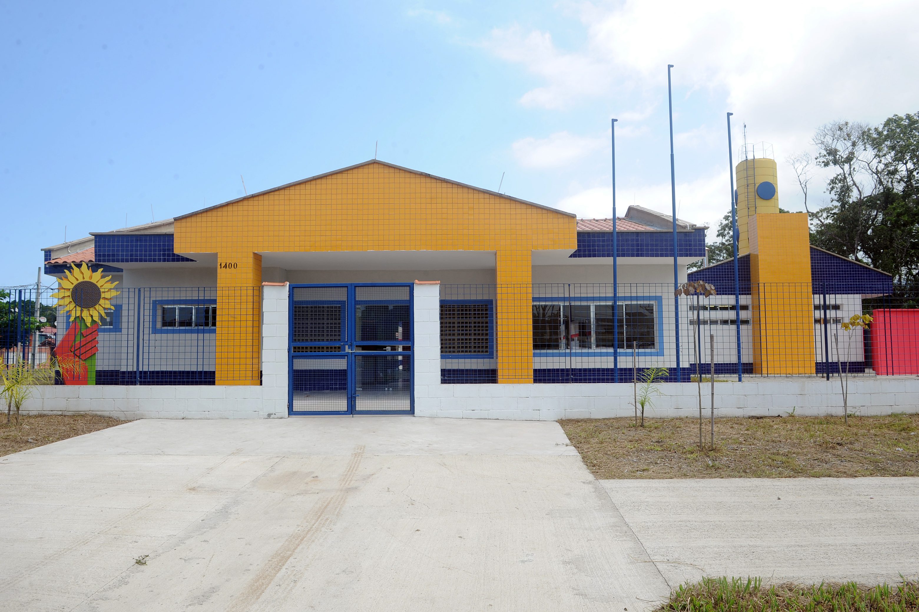 Onze escolas vão receber projeto de iluminação