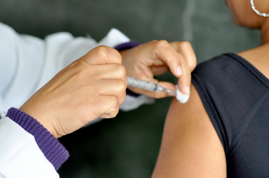 Vacinação da Febre Amarela está disponível na Cidade