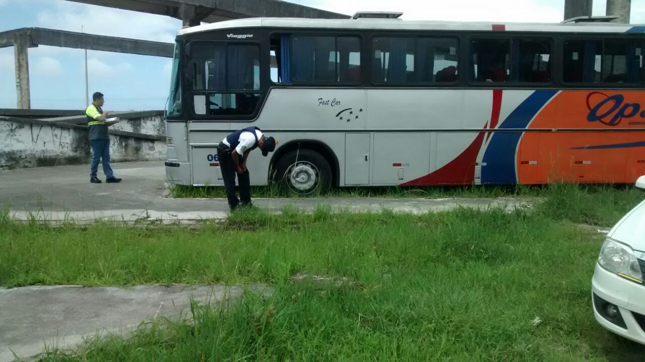 Ônibus de turismo precisam de autorização para entrar no Município