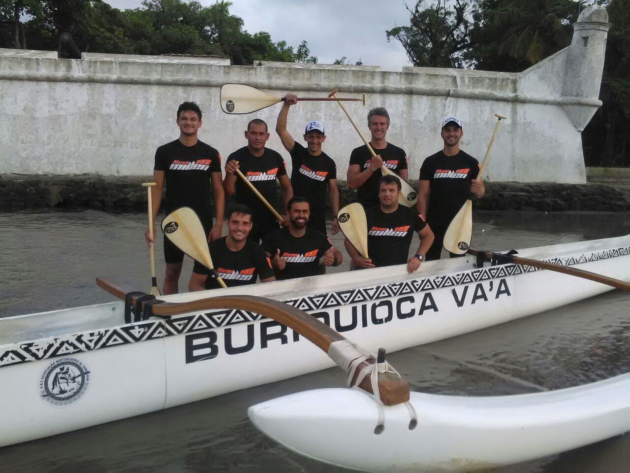 Equipes de Bertioga participam da 15ª Volta à Ilha de Santo Amaro de Canoas Havaianas