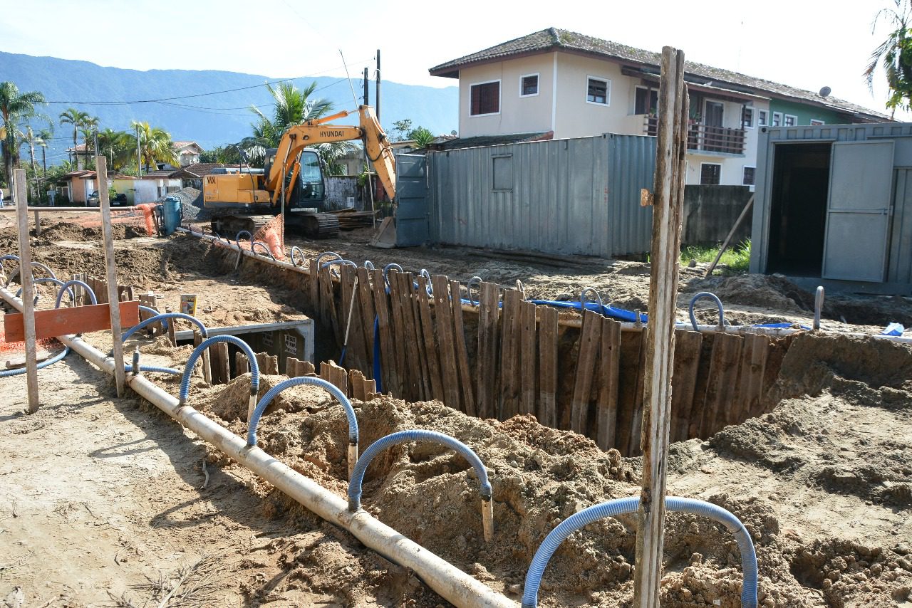 Plano de Saneamento leva água e coleta de esgoto tratado a todos os bairros