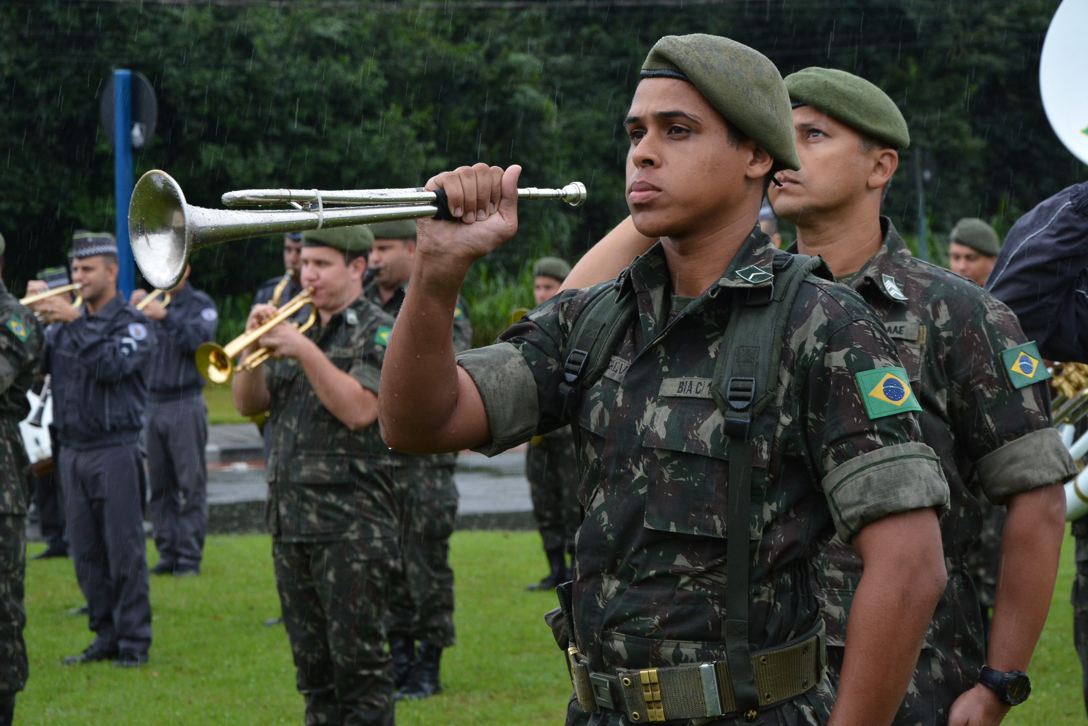 Abertas inscrições para desfile cívico do 19 de Maio