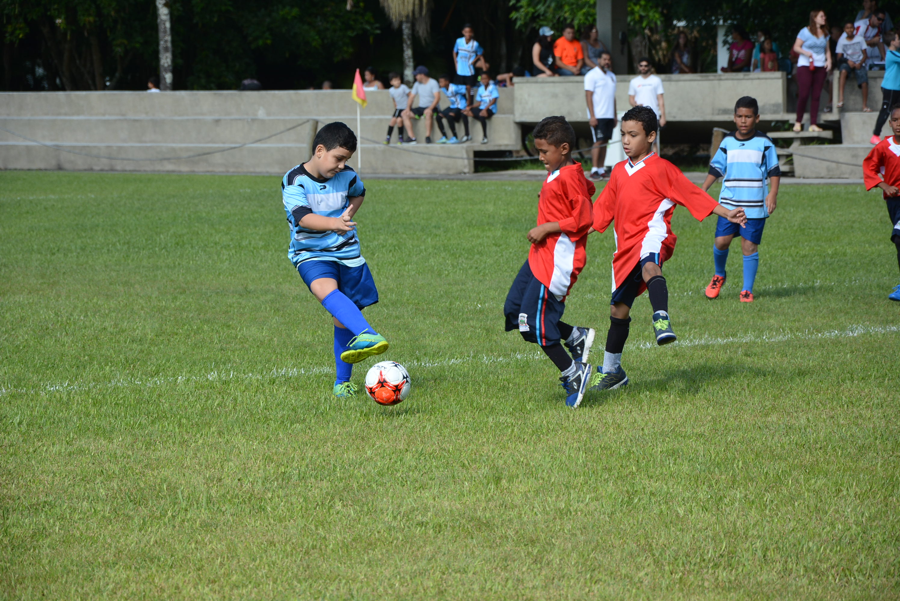 Torneio “Cidade de Bertioga de Futebol Society” tem jogos neste sábado (12)