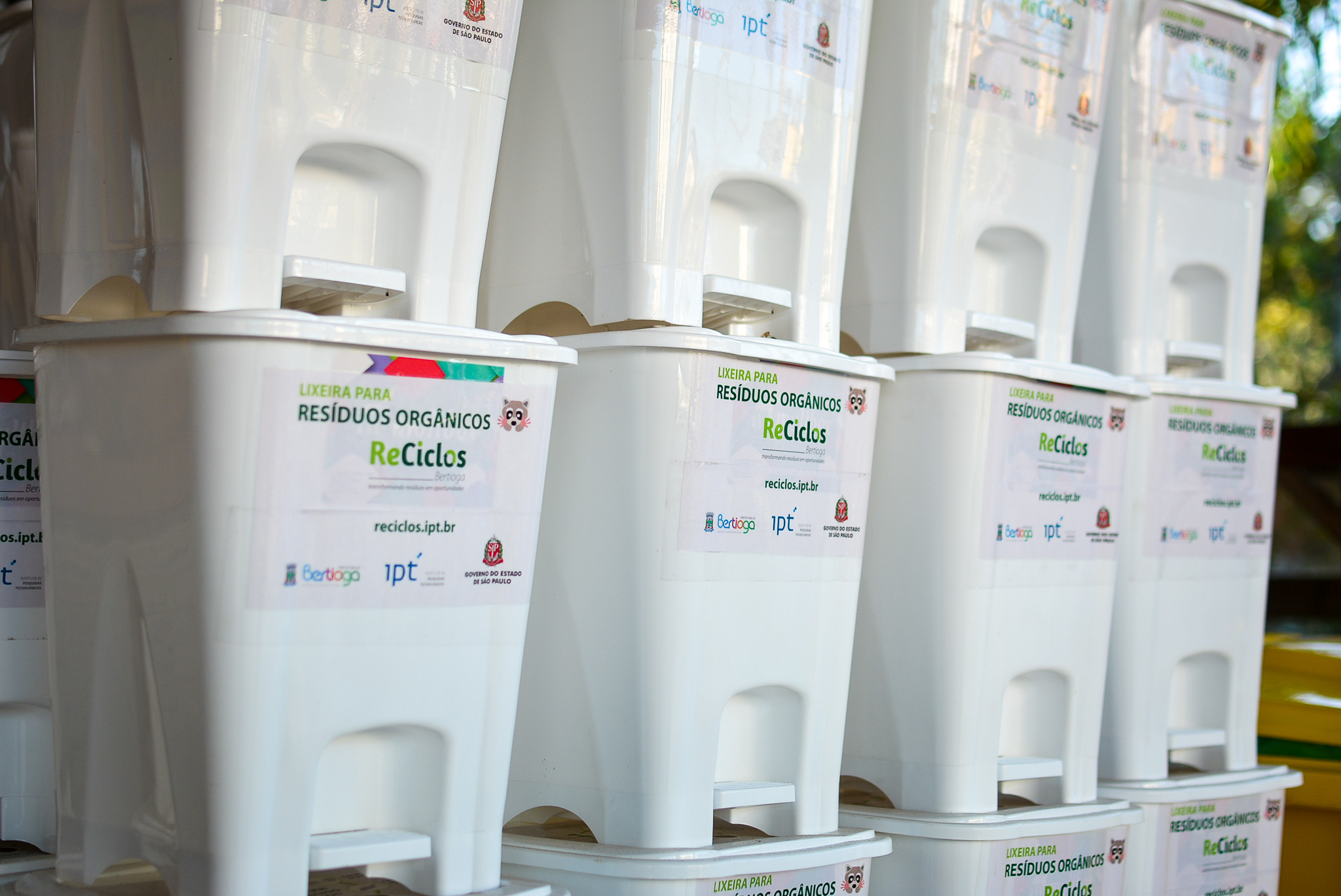Projeto Reciclos disponibiliza 500 lixeiras para descarte de orgânicos