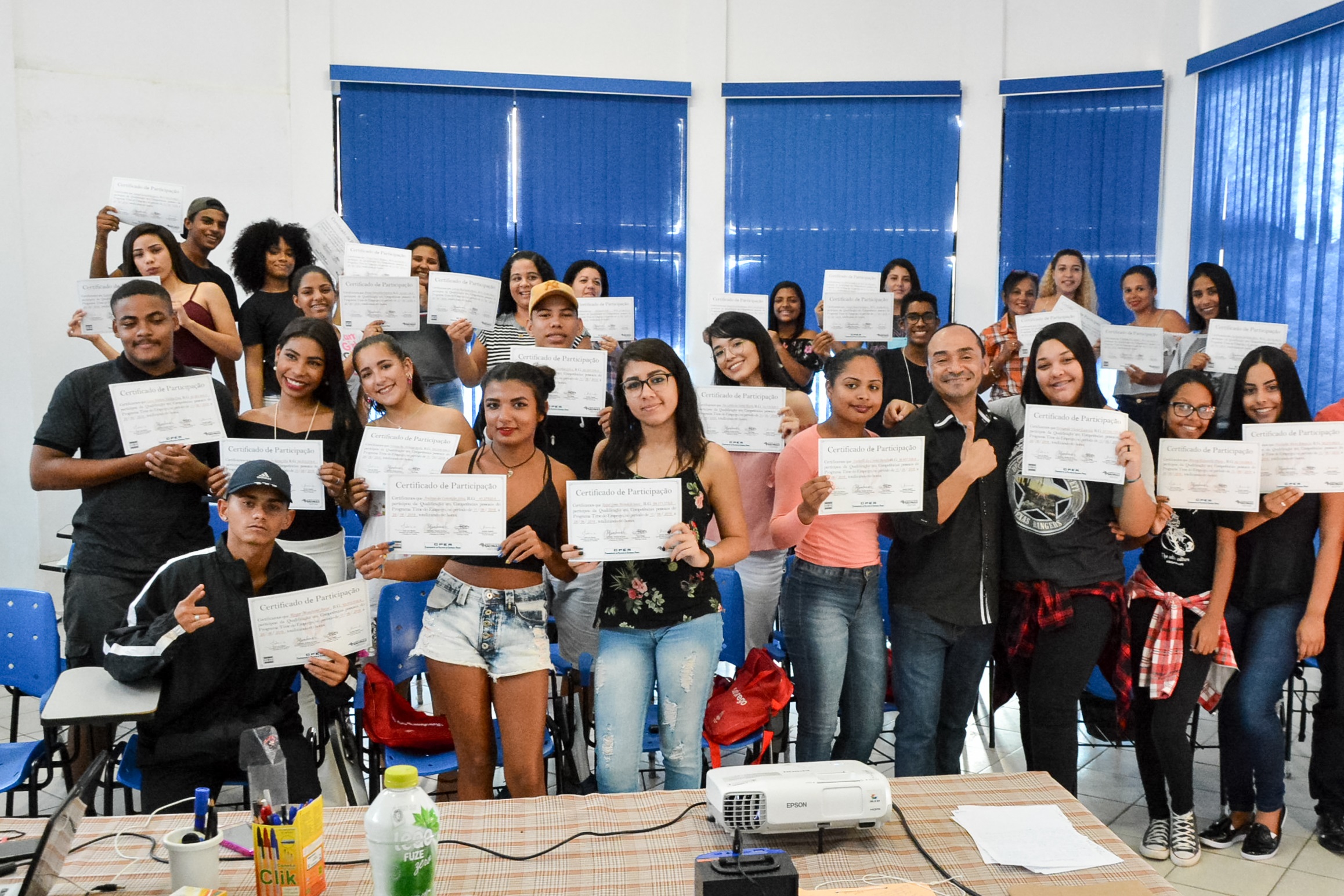 Time do Emprego forma 34 alunos em Bertioga