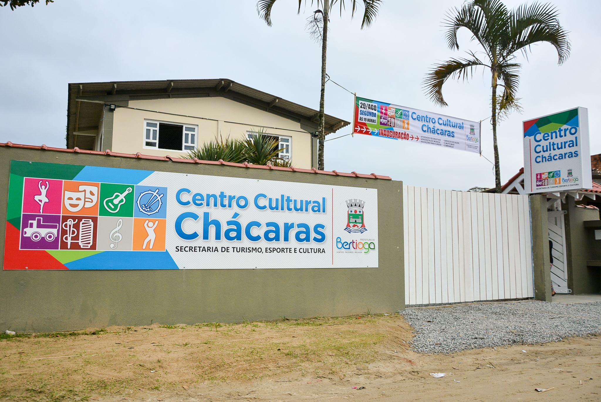 Centro Cultural é inaugurado no Bairro Chácaras