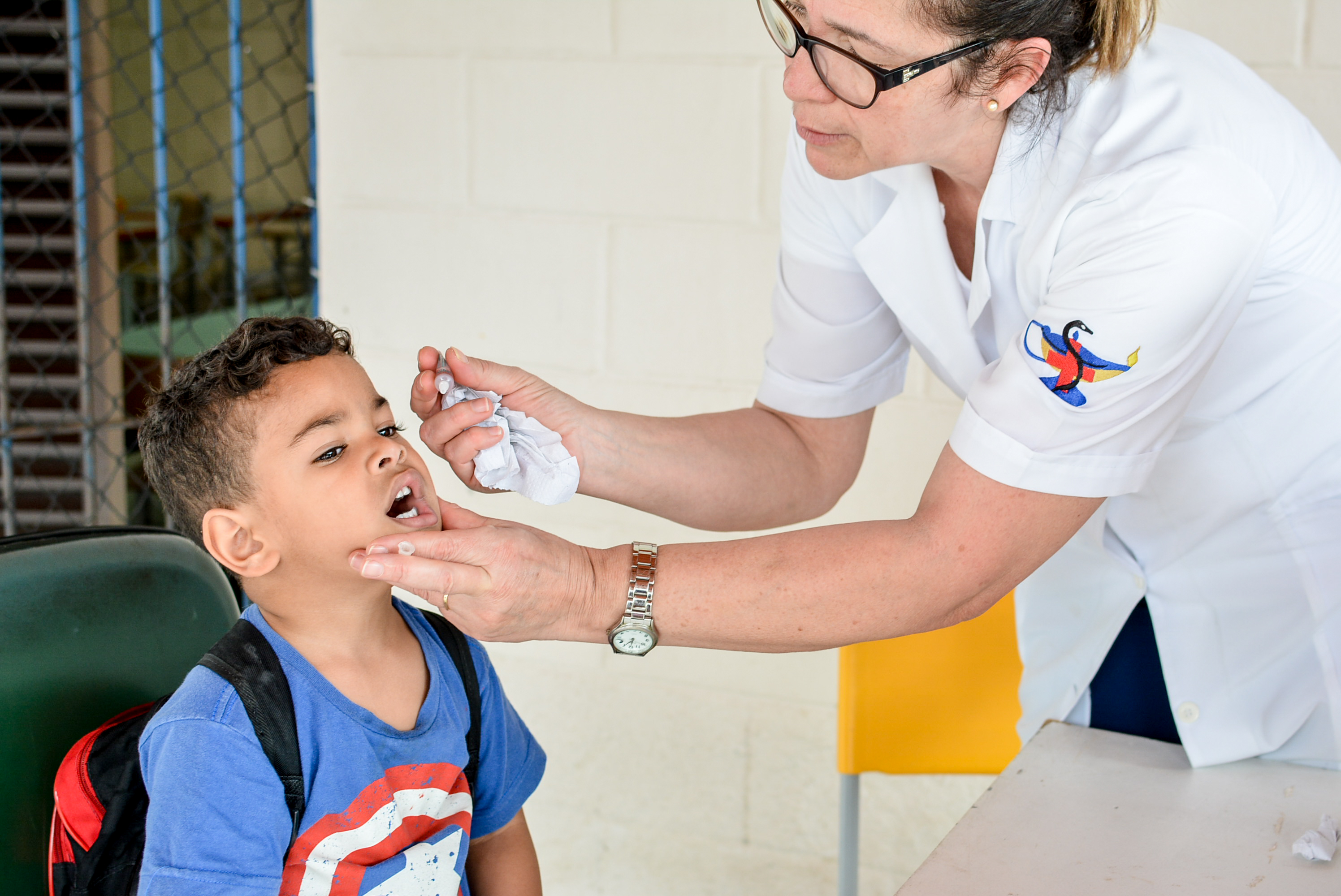 Responsáveis tem até sexta (21) para vacinar contra polio e sarampo crianças de 1 ano