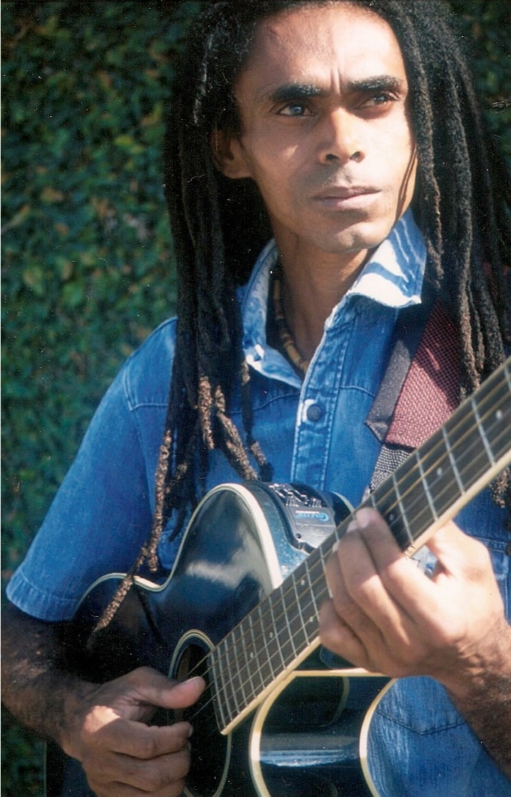 Tributos a Bob Marley e Cazuza agitam final de semana