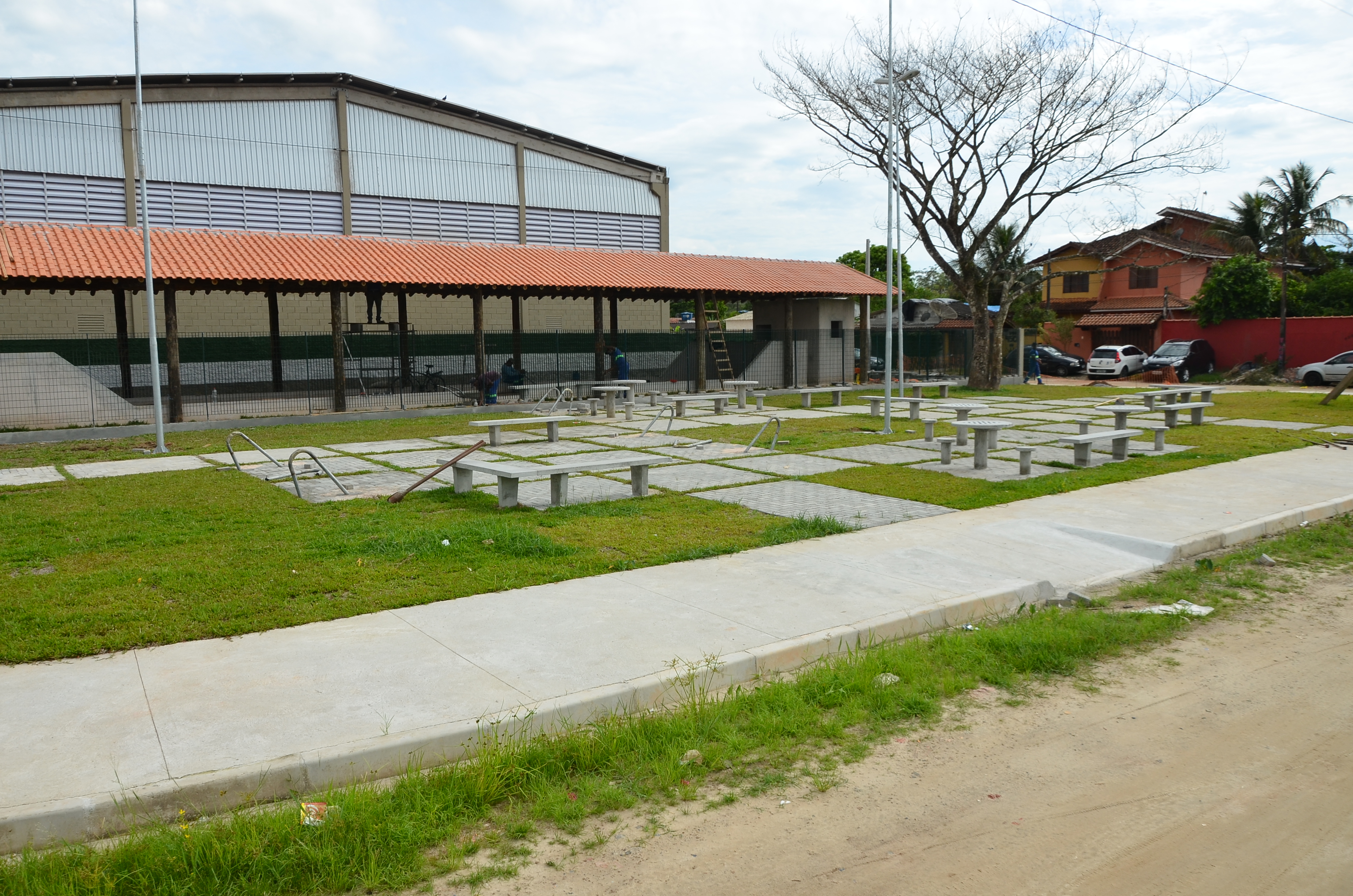 Praça Samjarp é inaugurada no Rio da Praia