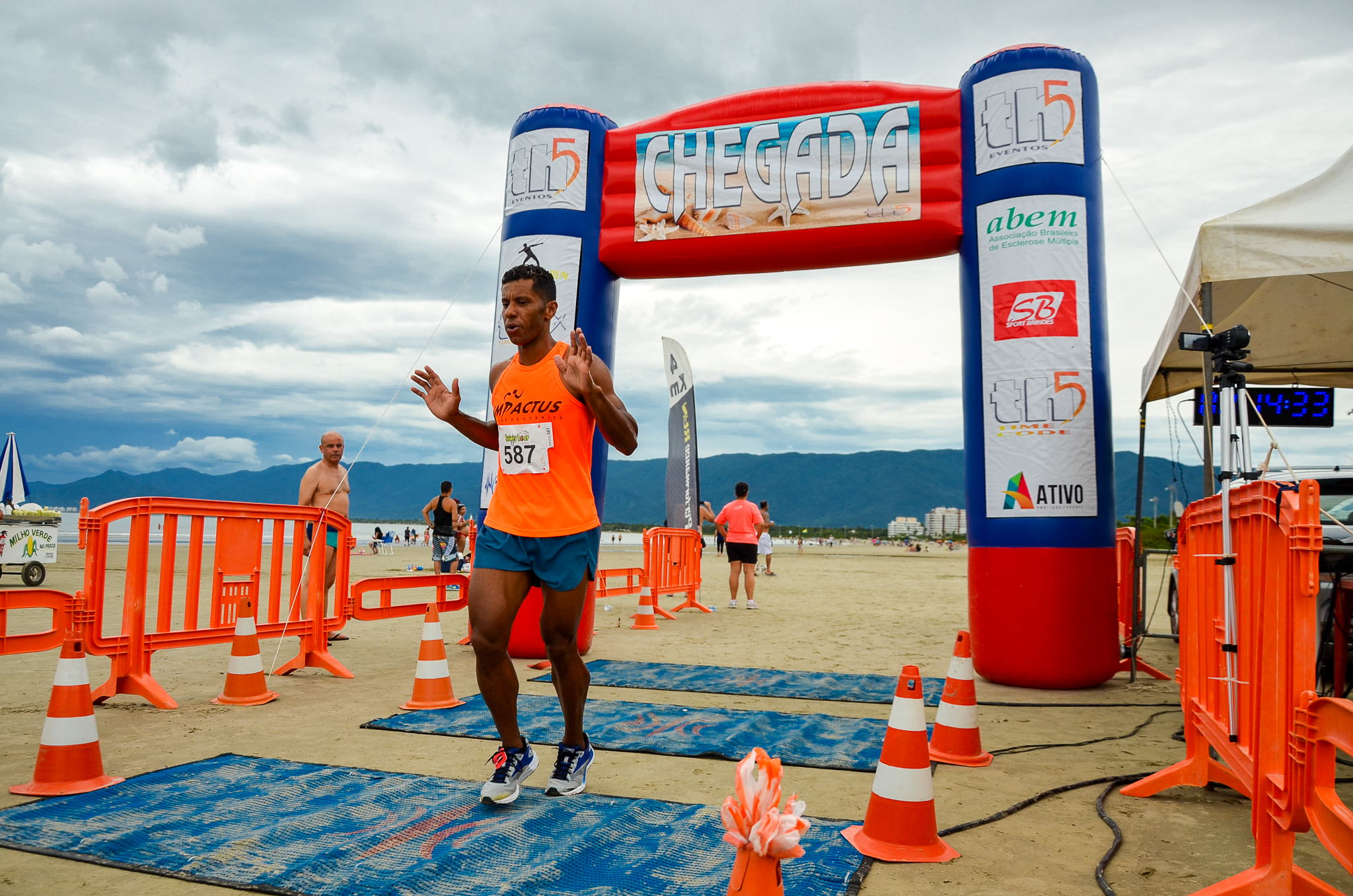 Indaiá recebe prova de natação e corrida neste domingo (03)