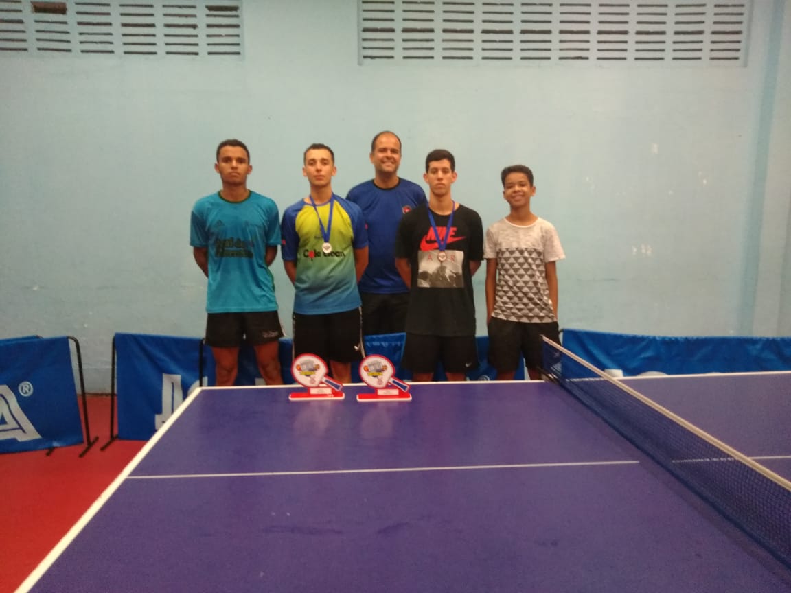 Mesatenistas da cidade conquistam medalhas em torneio santista
