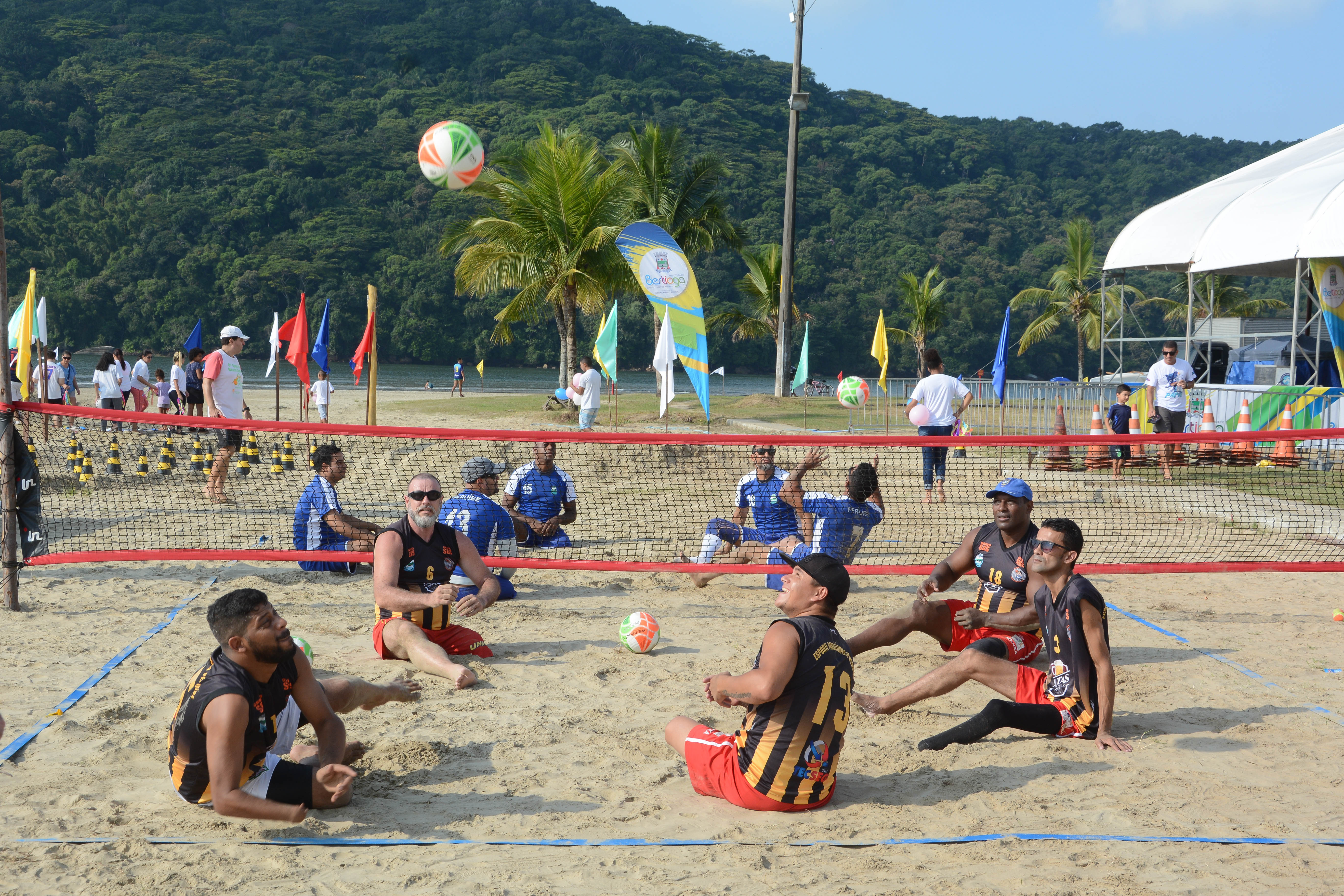 Mais de 100 pessoas participam do 3º Festival Esportivo de Inclusão Social