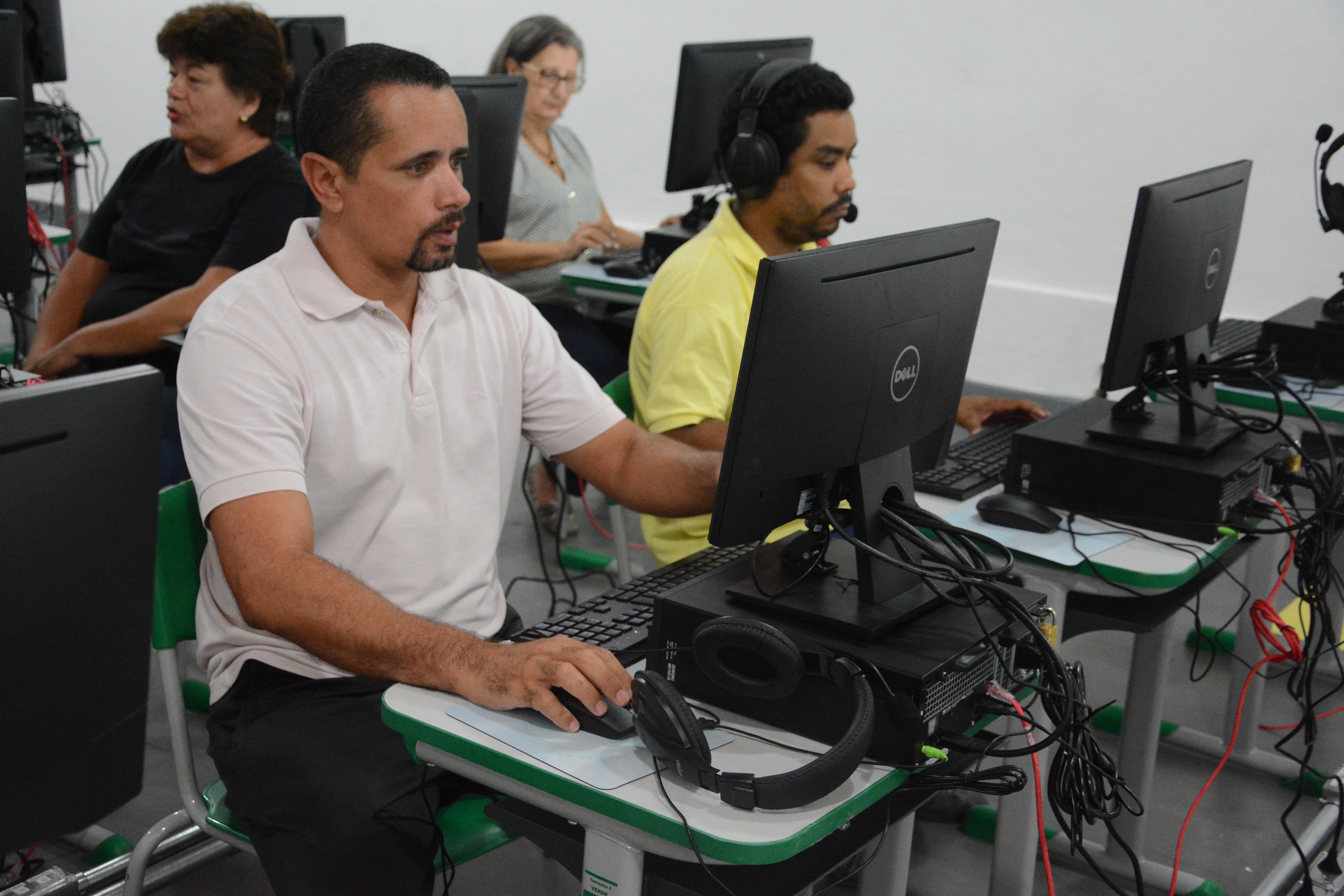 Vestibular aberto para universidade pública de Bertioga