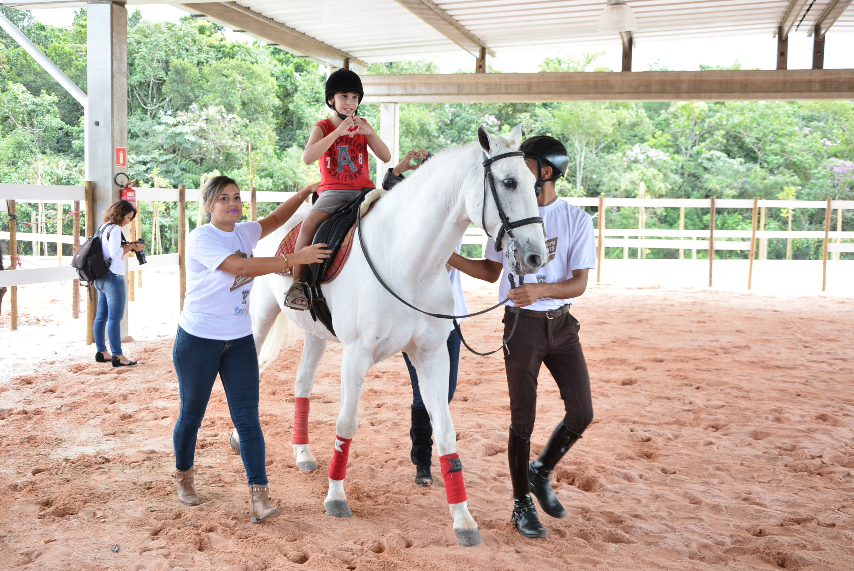 Equoterapia de Bertioga recebe certificado de qualidade