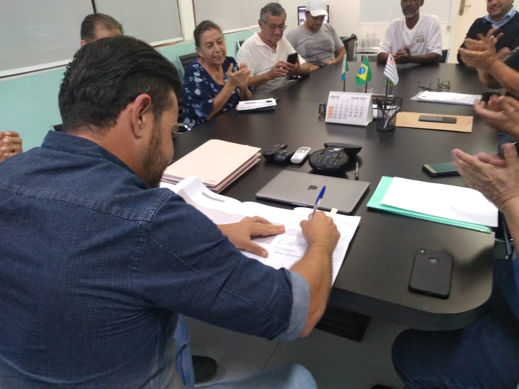 Mais de 200 famílias beneficiadas com regularização da Vila Tupi