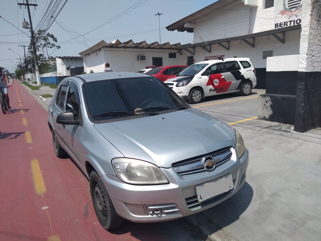 Monitoramento de imagens de Bertioga localiza veículo com denúncia de furto