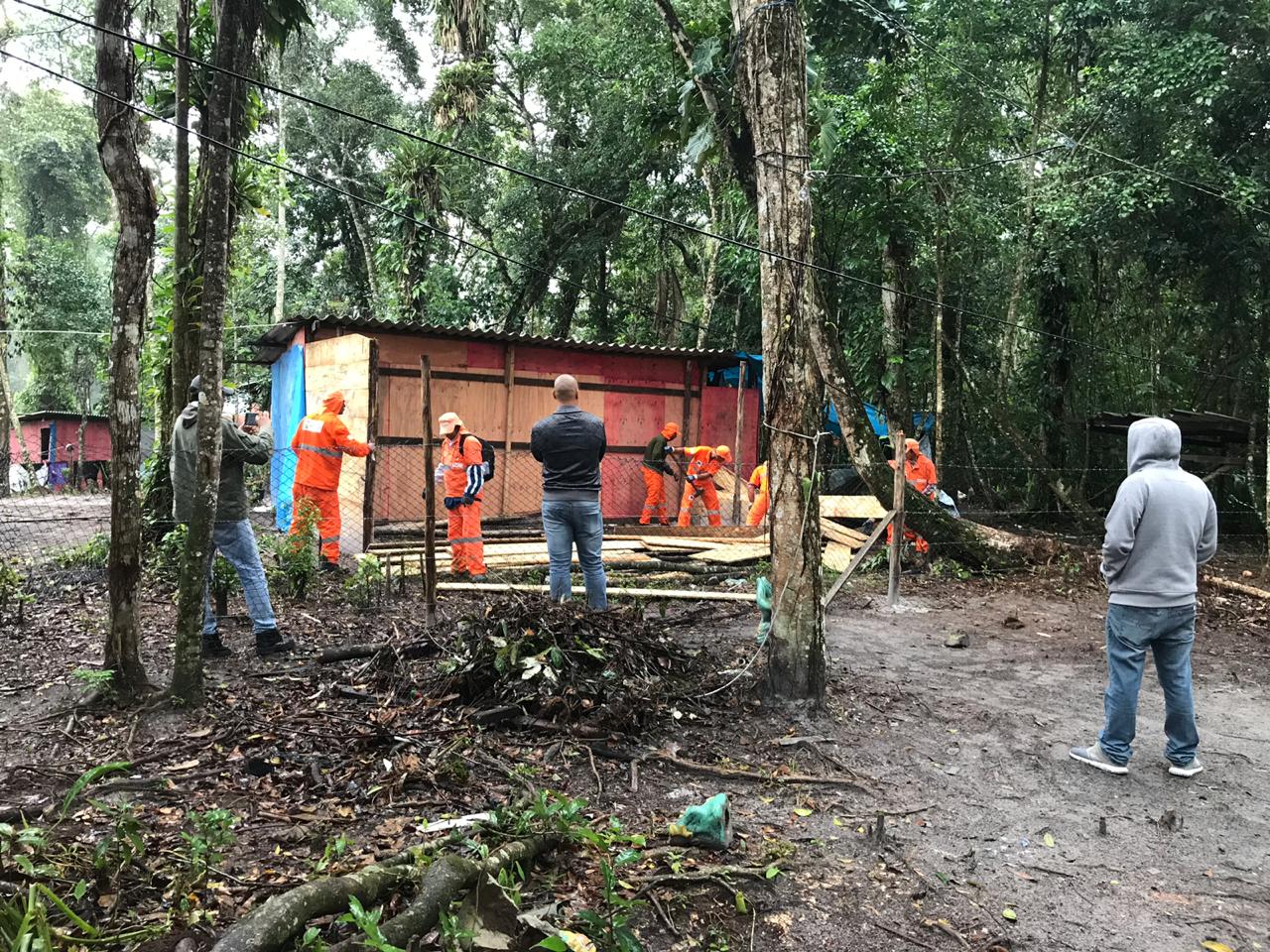 Prefeitura participa de fiscalização de ocupações irregulares no PERB