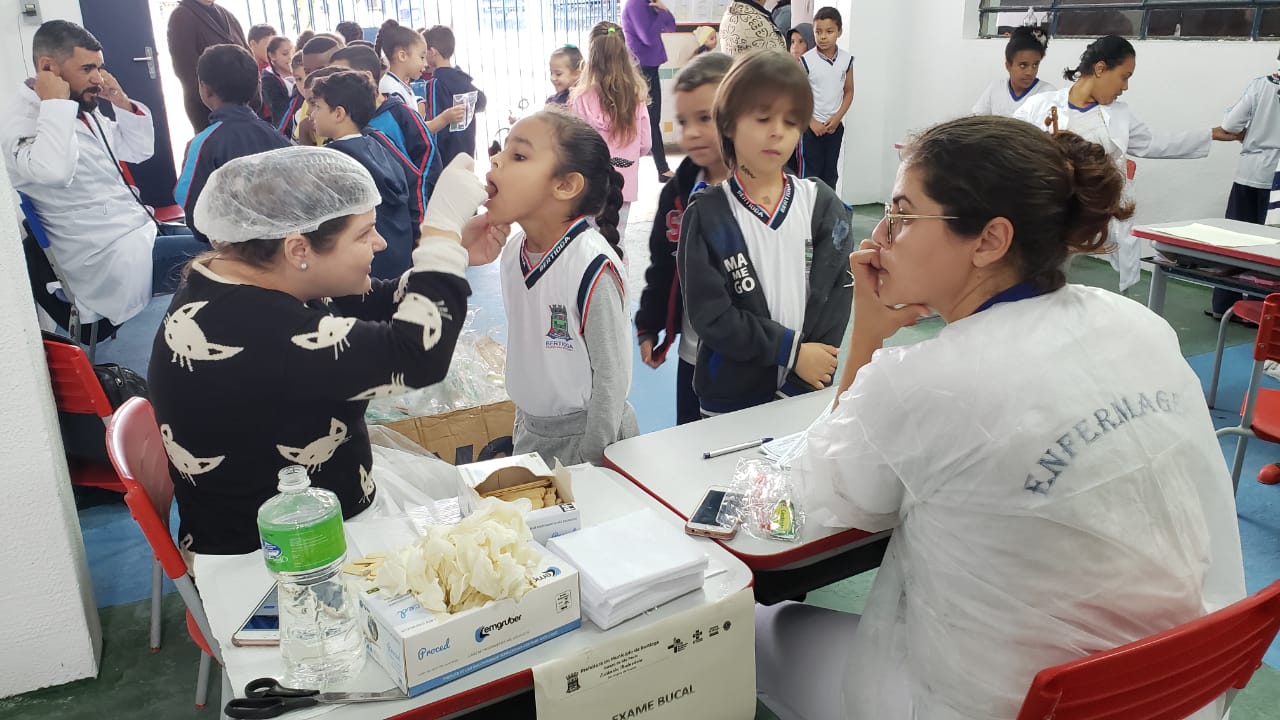 1500 alunos são atendidos pelo programa “Saúde na Escola”
