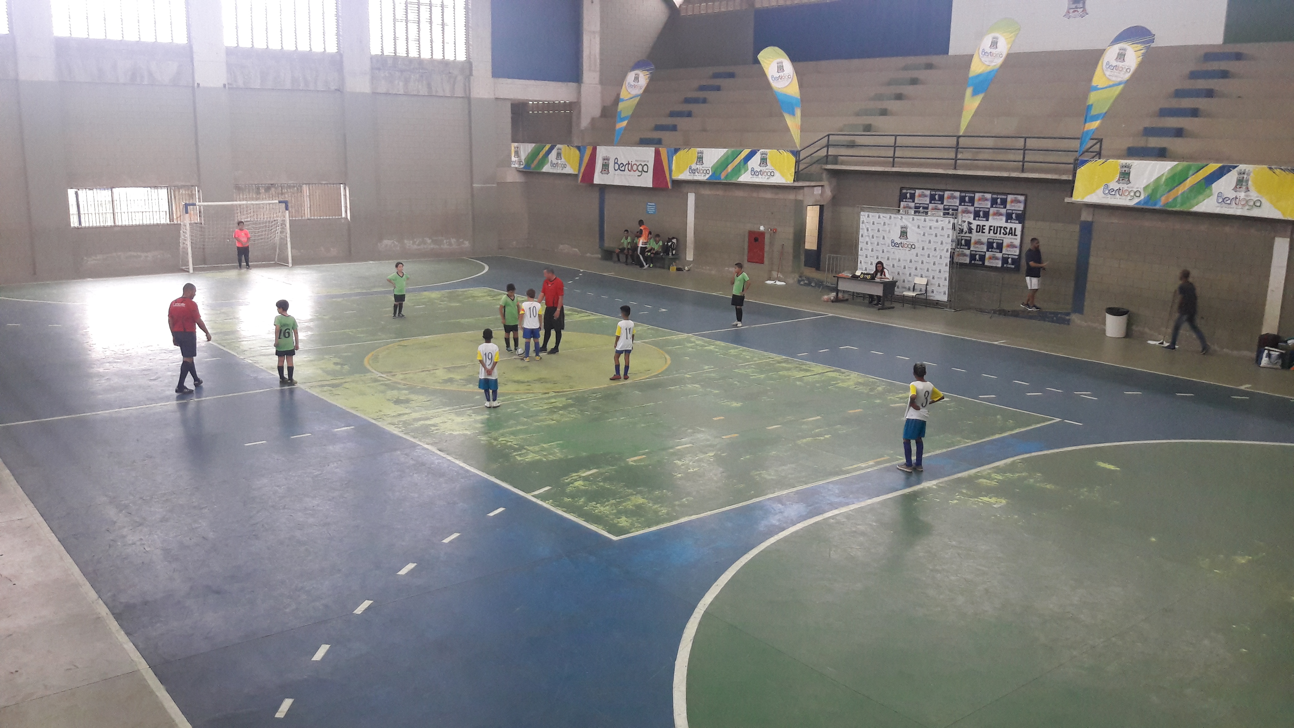 Jogos das oitavas de final animam a XIII Copa Bertioga de Futsal