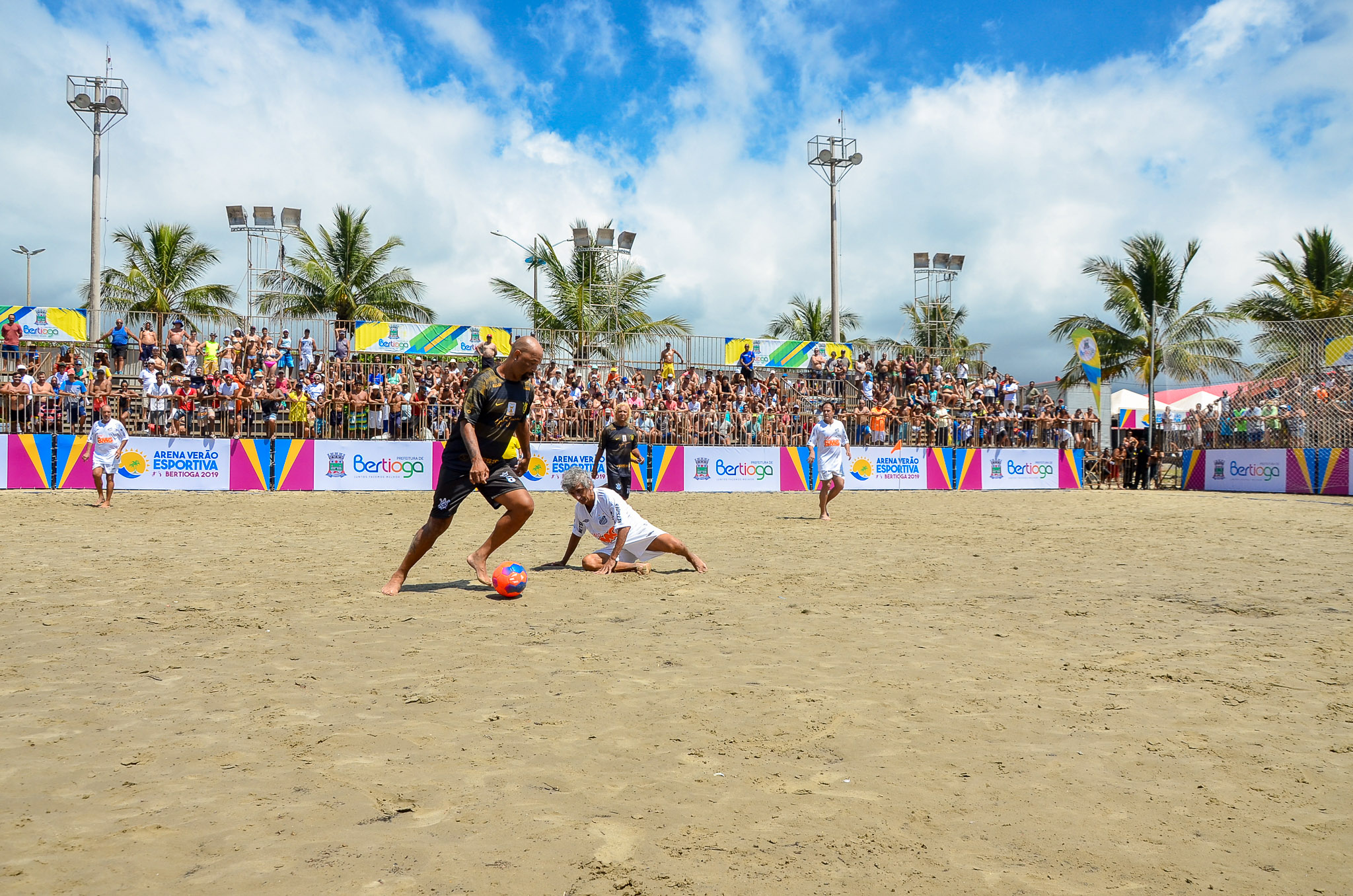 Arena Verão é + Esporte movimenta a Praia da Enseada