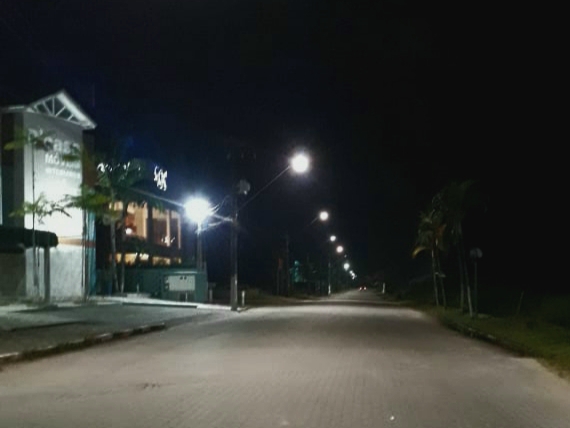 Moradores do City Mar são beneficiados com nova iluminação pública