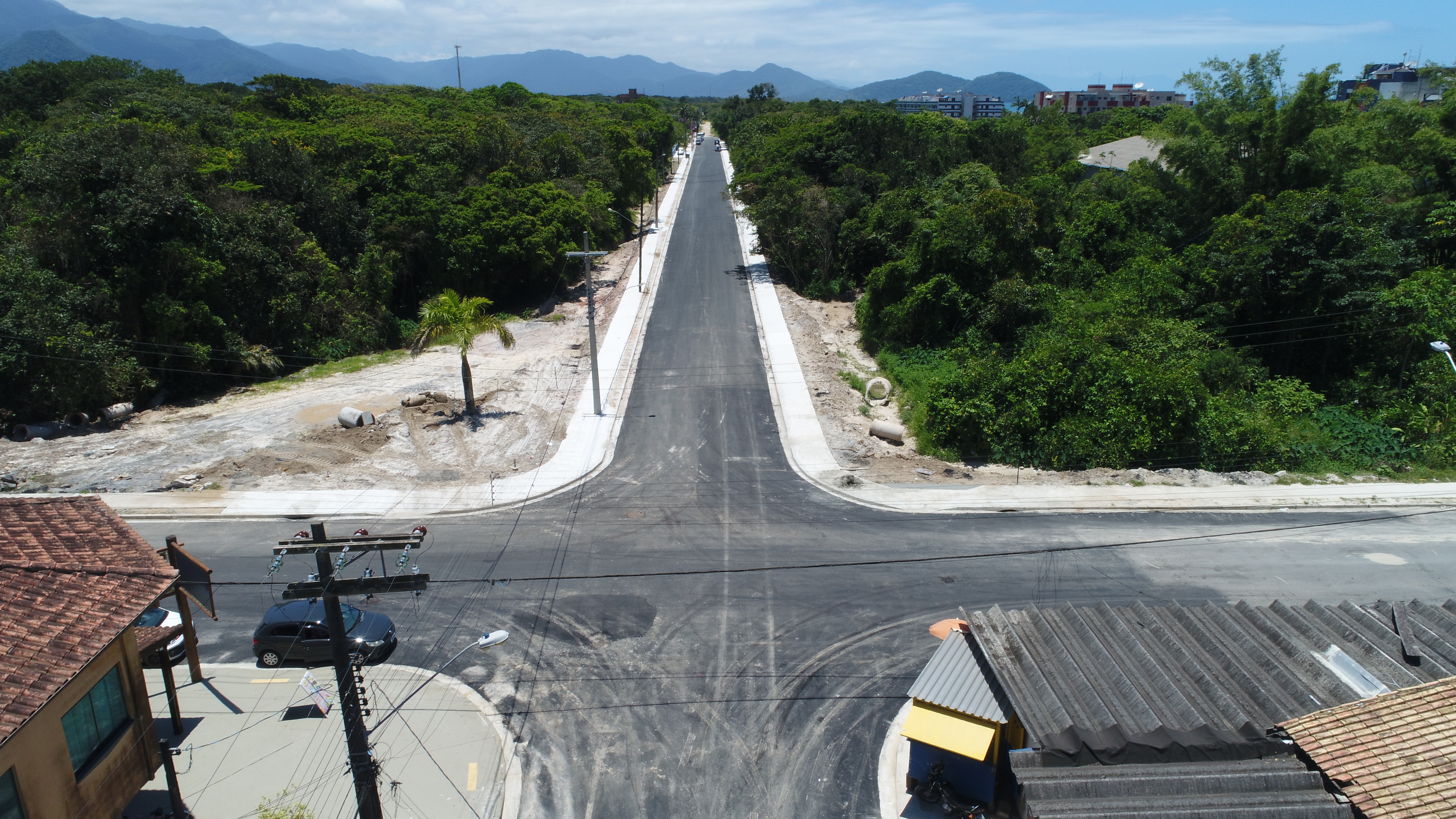 Pavimentação em Boracéia avança com asfalto na Rua Geraldo Rodrigues Montemor