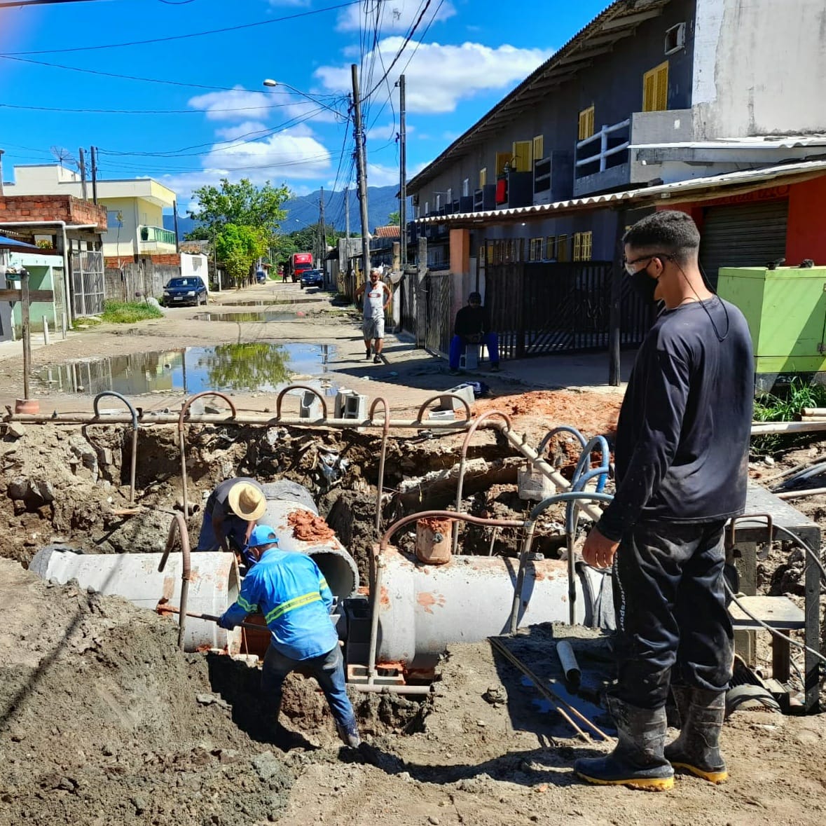 Obras avançam no bairro Chácaras