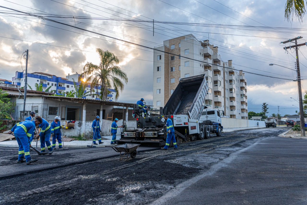 Avançam obras no Rio da Praia
