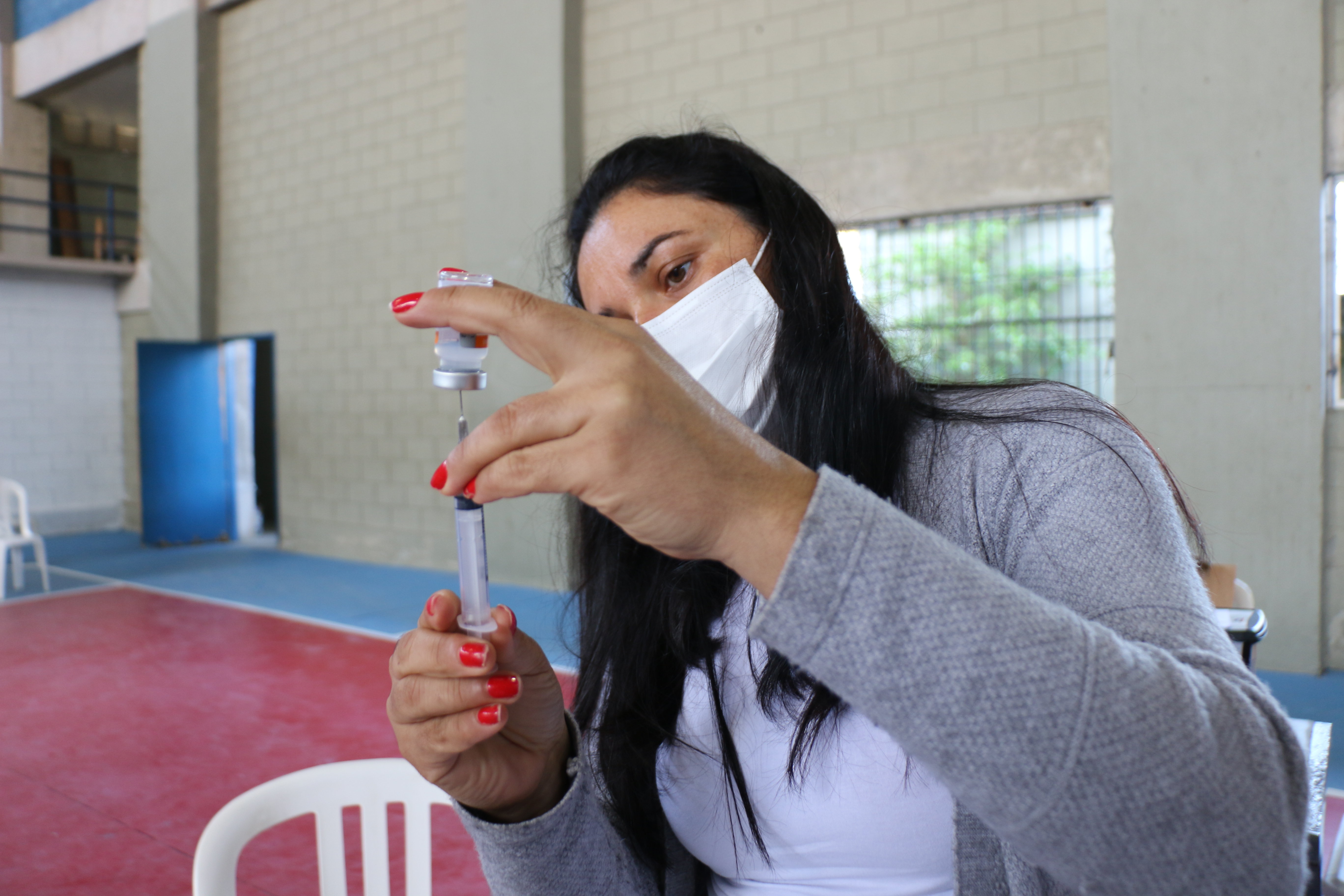 Grávidas e puérperas sem comorbidades são vacinadas contra a Covid-19 nesta quarta (09), em Bertioga