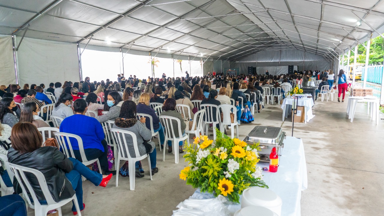 Bertioga comemora Dia dos Professores nesta terça (19)