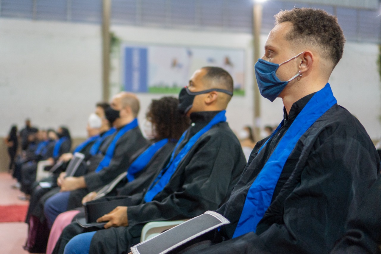 Univesp Bertioga forma primeira turma de graduação
