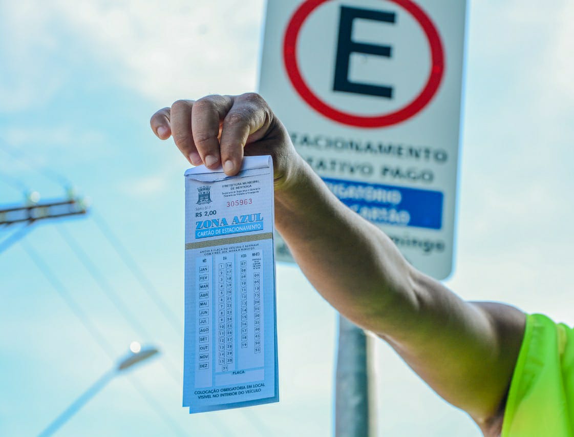 Estacionamento rotativo inicia neste sábado (15) em Bertioga