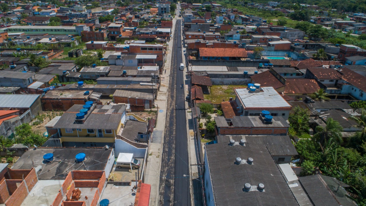 Prefeitura de Bertioga leva pavimentação ao Chácaras e anuncia novo investimento de R$ 24 milhões para o bairro