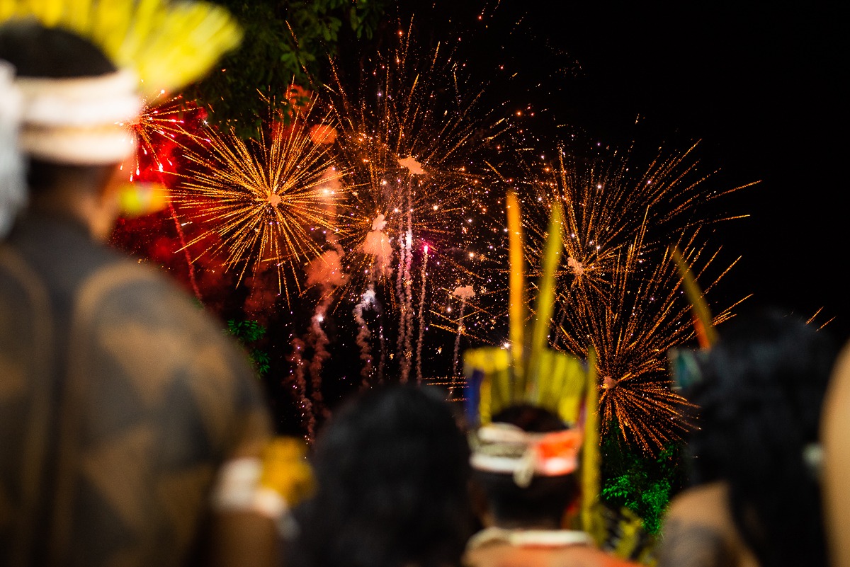 Festival Indígena de Bertioga recebe mais de 3 mil visitantes durante noite de abertura